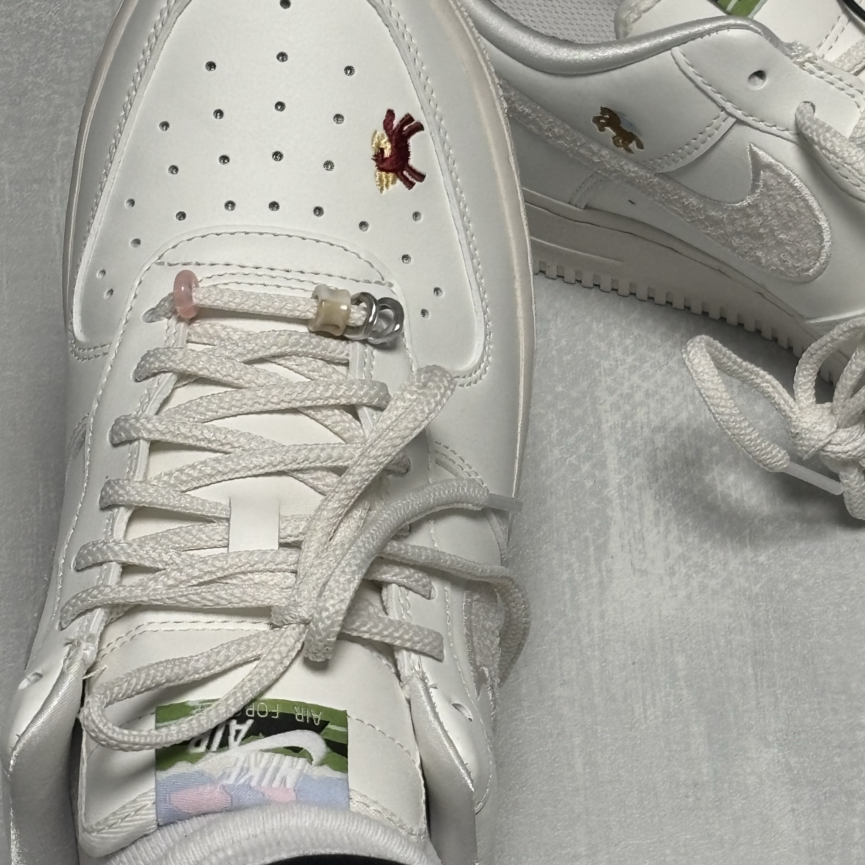 (W) Nike Air Force 1 '07 Sail Phantom 착용 스타일 - 3