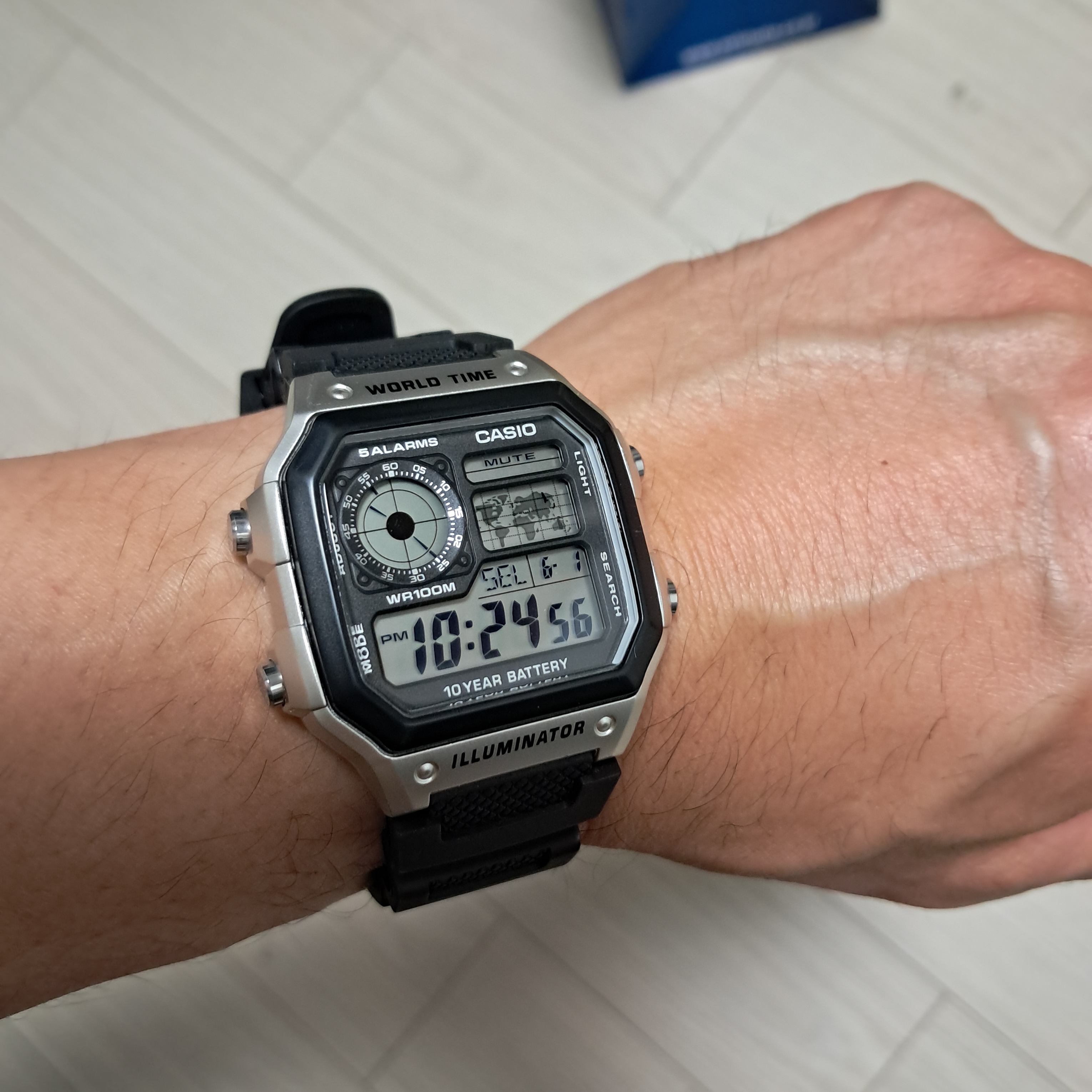 Casio AE-1200WHD-1AV 착용 스타일 - 1