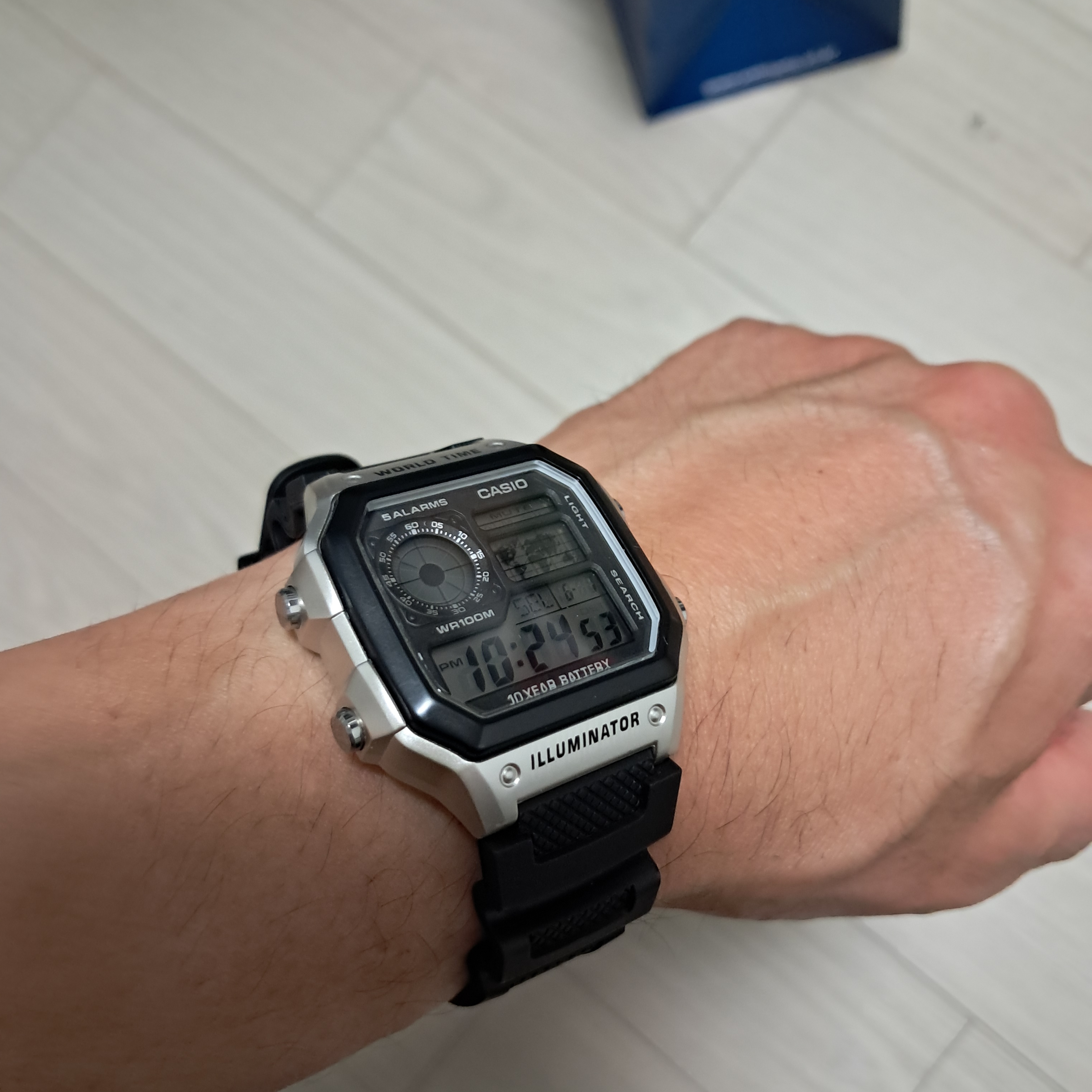 Casio AE-1200WHD-1AV 착용 스타일 - 2