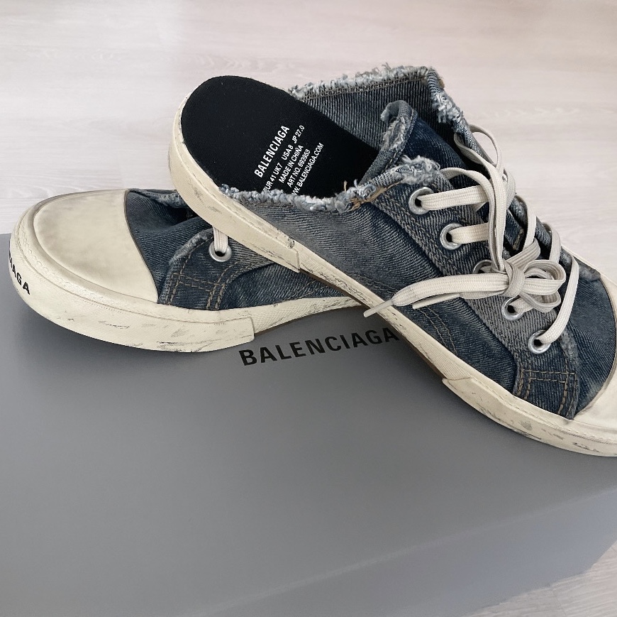Balenciaga Paris Sneakers Mule Blue 착용 스타일