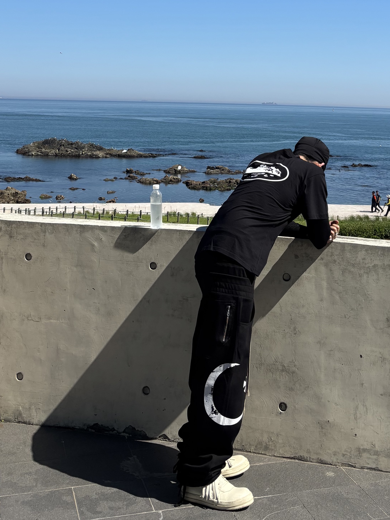 Wapworks Layered Waist System Sweatpants Black, (W) Rick Owens Geobasket Sneakers Milk 착용 스타일 - 2