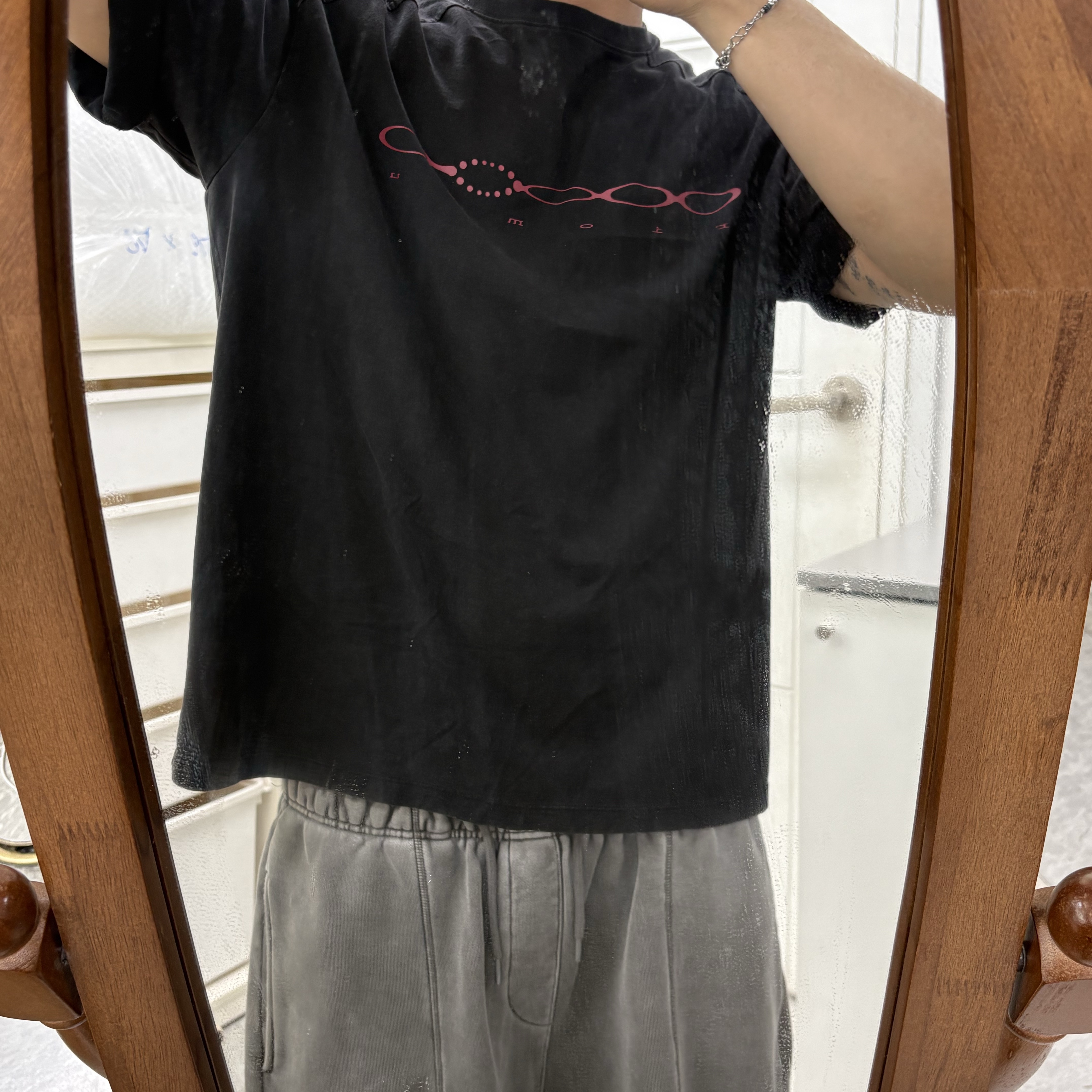 Riomeu Double Cut Washed Short Sleeve T-shirt Gray 착용 스타일 - 2