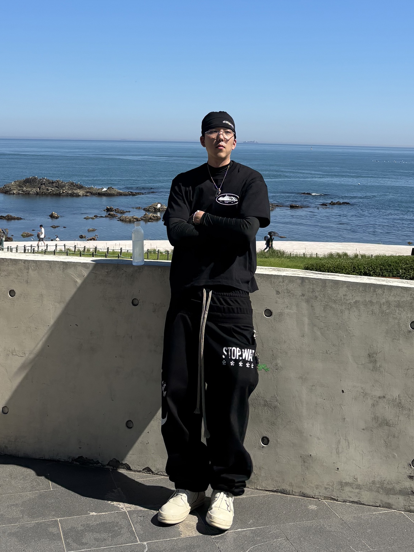 Wapworks Layered Waist System Sweatpants Black, (W) Rick Owens Geobasket Sneakers Milk 착용 스타일 - 1