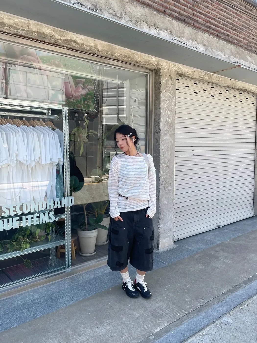 SOMSOCAllie Lace Knitted Top White 착용 스타일