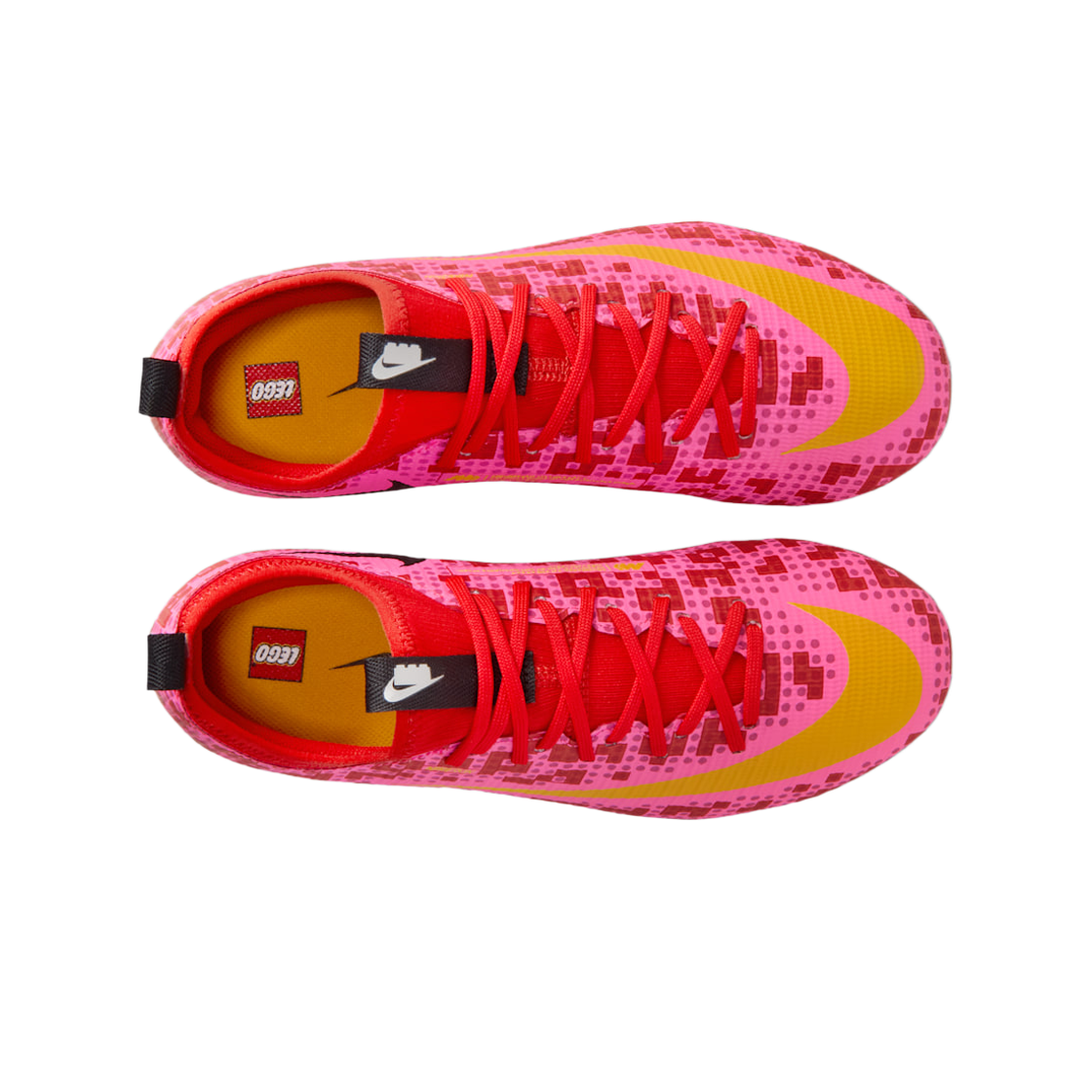 (GS) 나이키 x 레고 머큐리얼 베이퍼 아카데미 로우 탑 클리트 러시 레드 메탈릭 실버((GS) Nike x Lego Mercurial Vapor Academy Low-Top Cleats Rush Red Metallic Silver) - 3