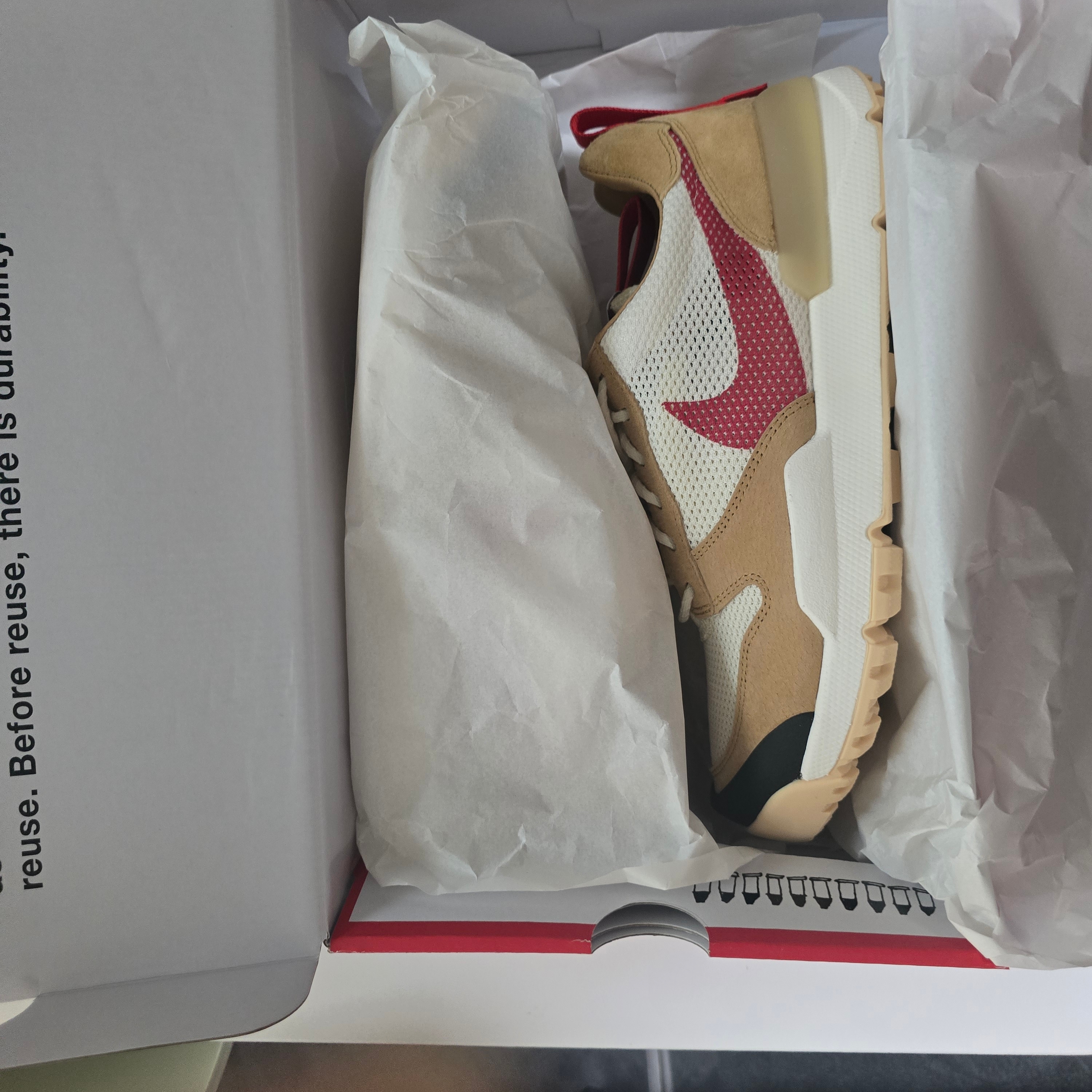 Nike x Tom Sachs Mars Yard Shoe 3.0 Space Camp 착용 스타일 - 3