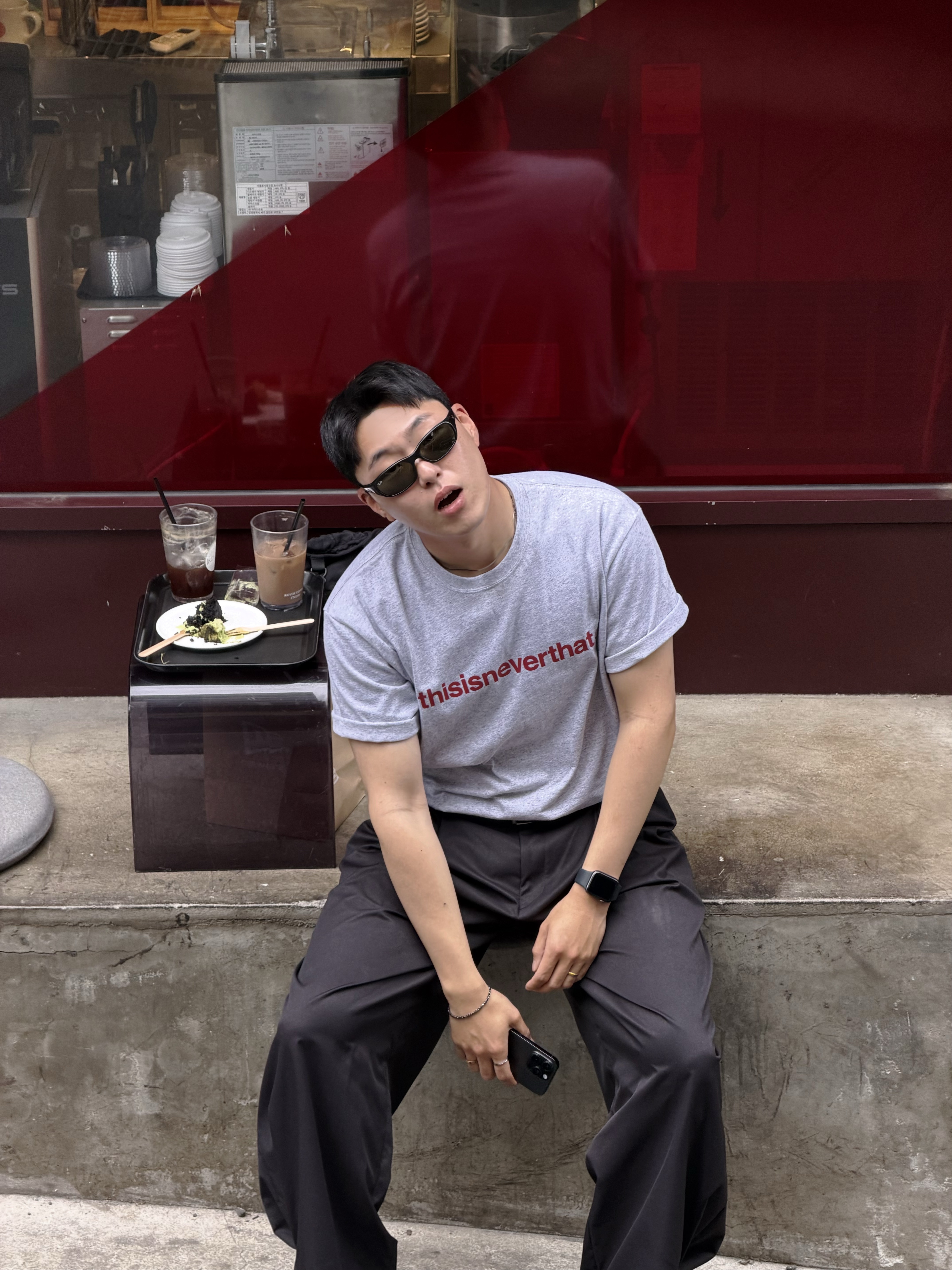 Thisisneverthat T-Logo T-Shirt Heather Grey 착용 스타일