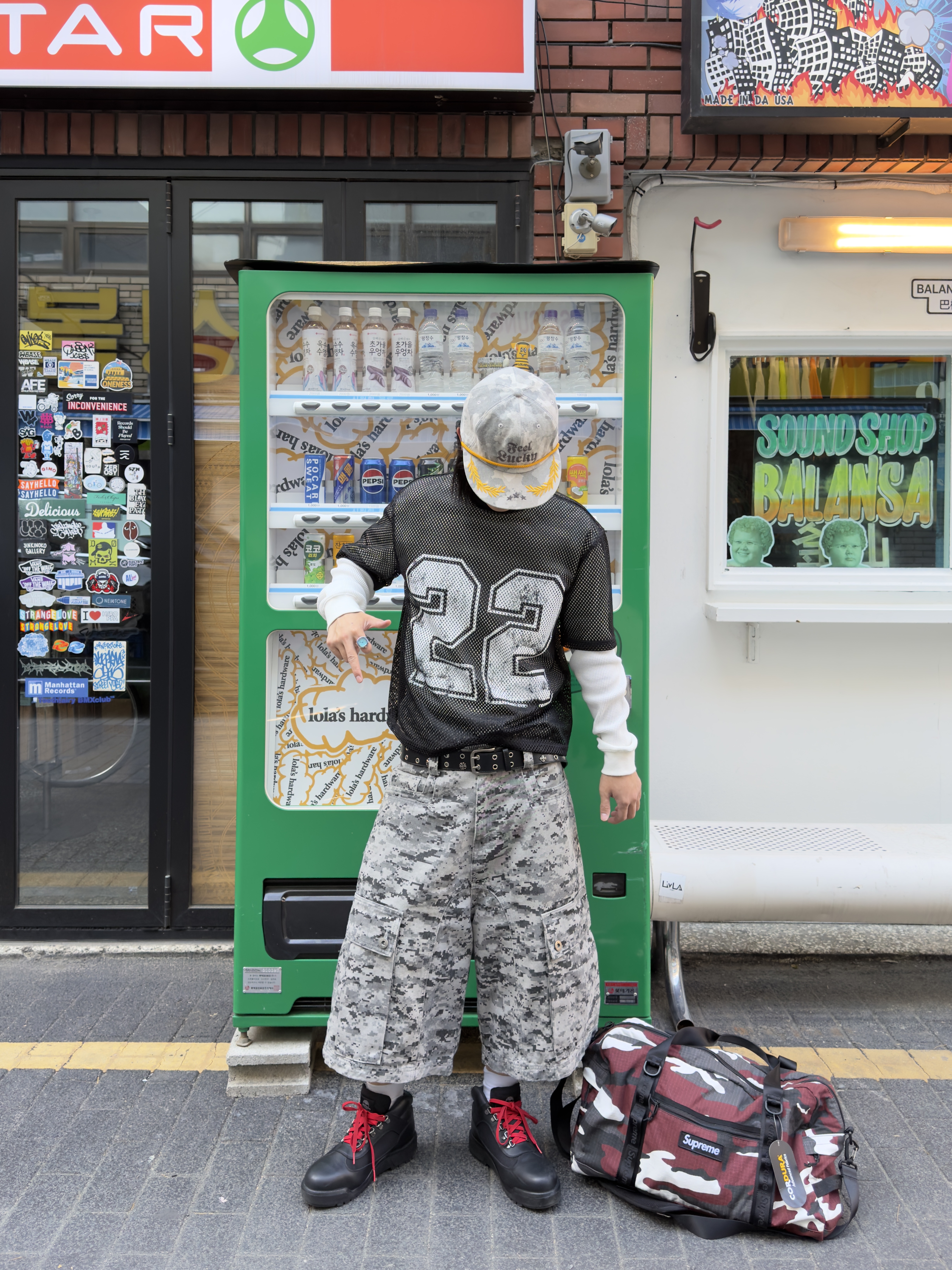 Supreme Duffle Bag Red Camo - 26SS, Timberland Premium 6 inch Waterproof Boot Black Nubuck - Wide 착용 스타일 - 2