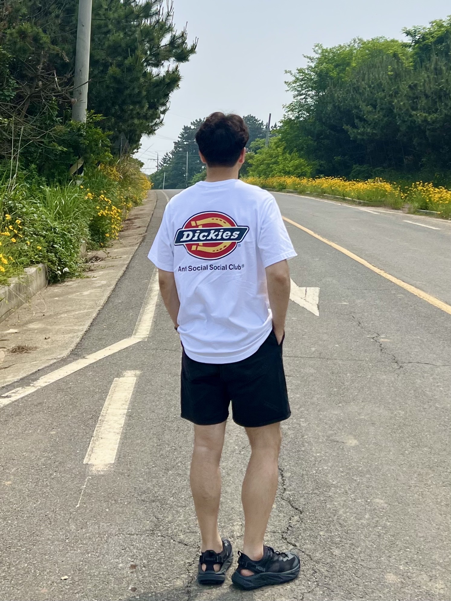 Anti Social Social Club x Dickies Logo T-Shirt White, Hoka Hopara 2 Black 착용 스타일 - 3