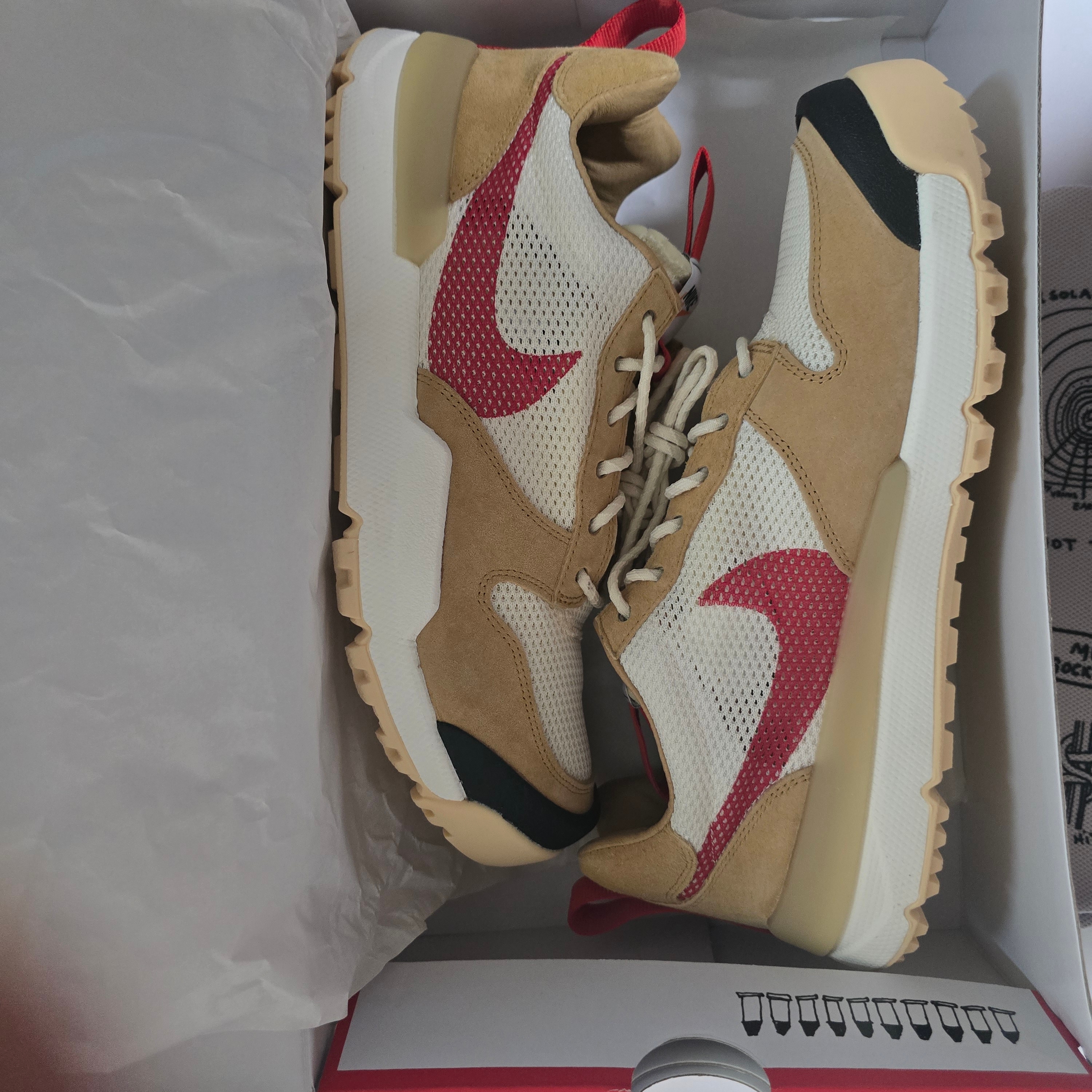 Nike x Tom Sachs Mars Yard Shoe 3.0 Space Camp 착용 스타일 - 4