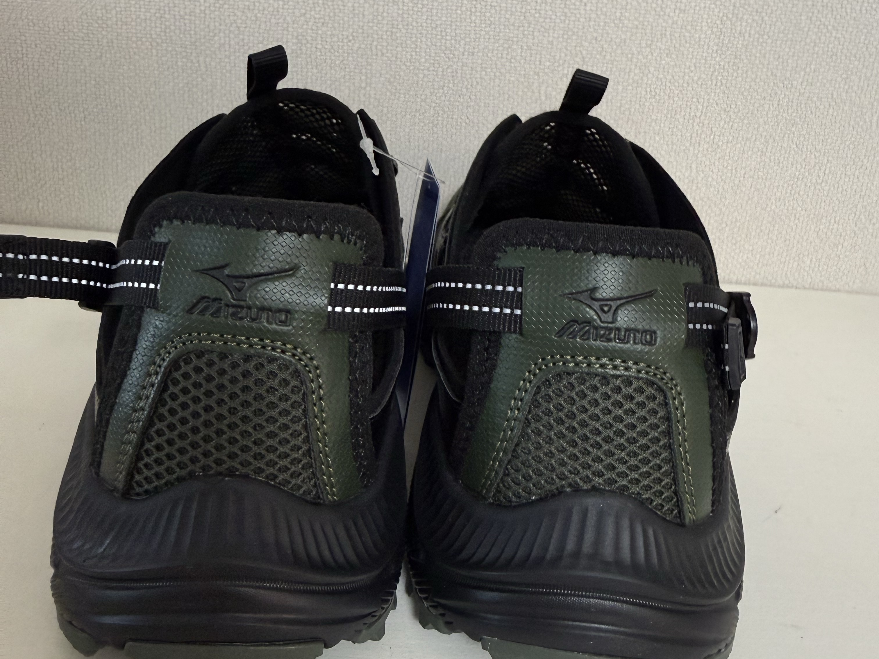 Mizuno Apex Trail Khaki 착용 스타일 - 2