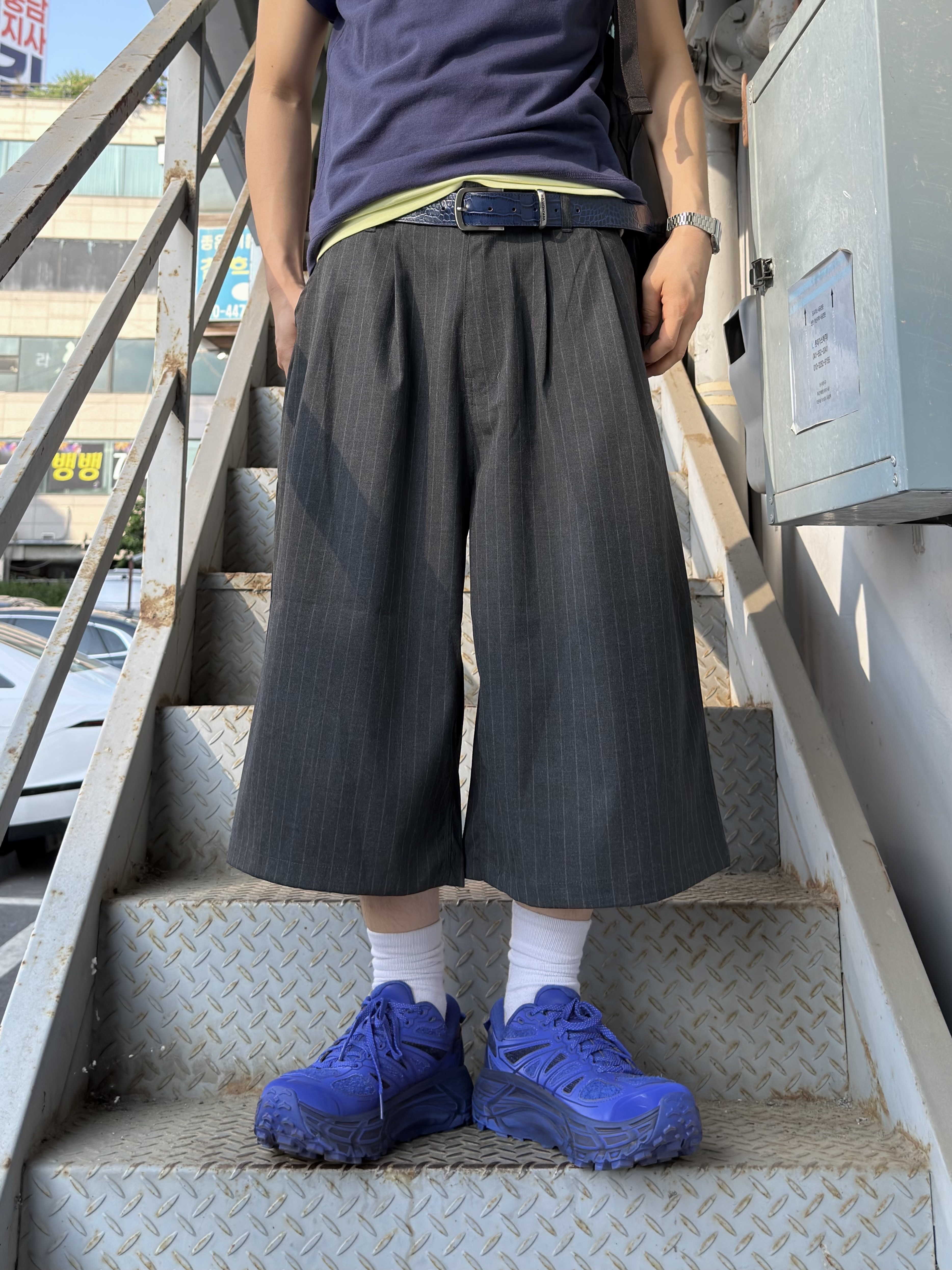 Uniqlo x JW Anderson Bi-Color T-Shirt Navy, C.P. Company Nylon B Rounded Backpack Black - 25FW 착용 스타일 - 4