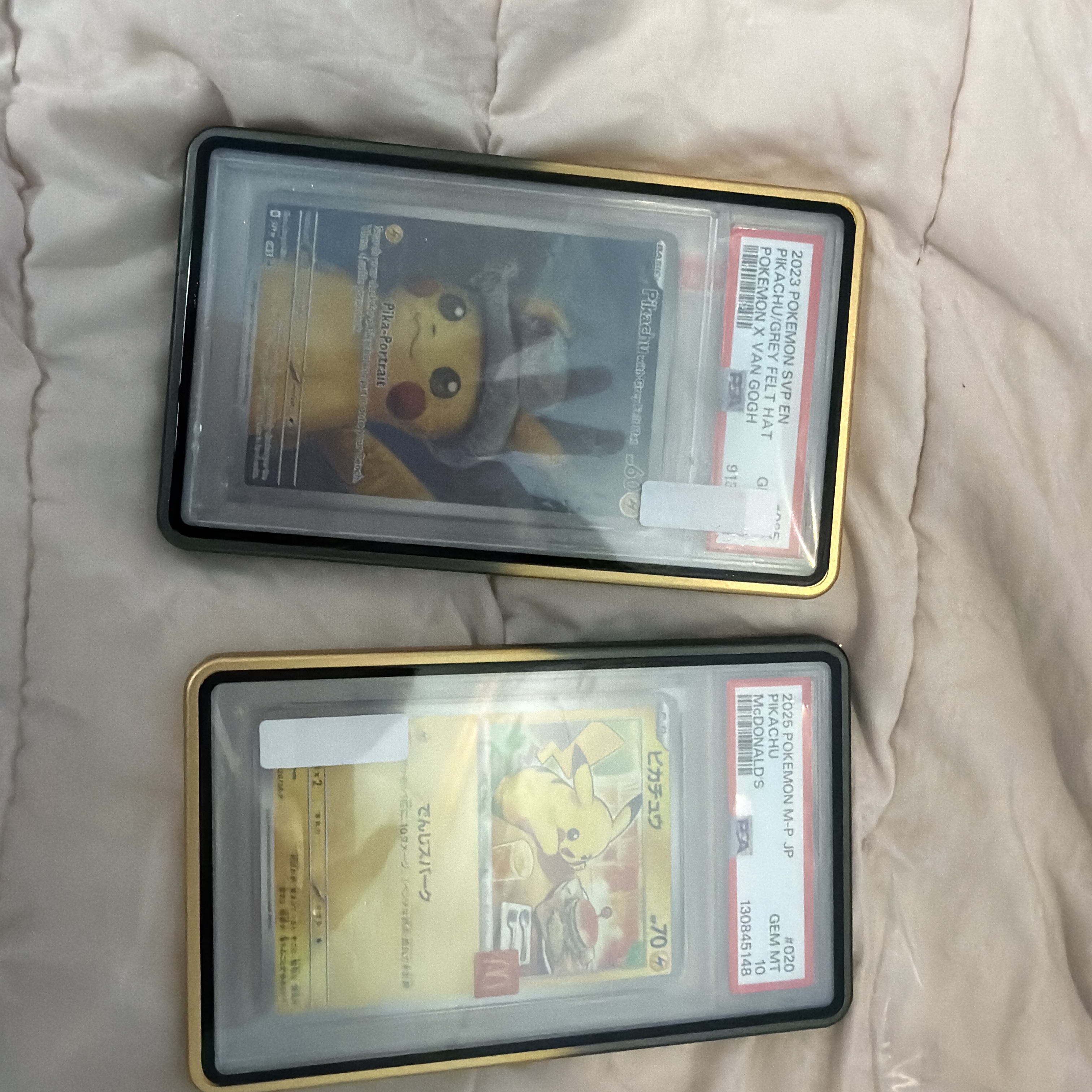 Pokemon TCG x Van Gogh Museum Pikachu with Grey Felt Hat P Scarlet & Violet Promos (English Ver.) 착용 스타일