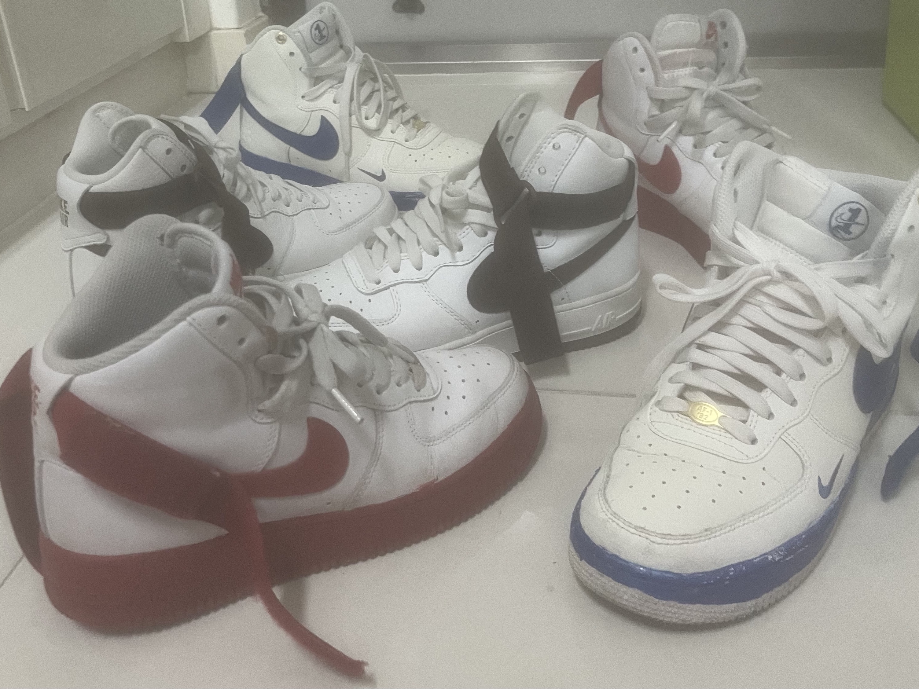 Nike Air Force 1 High Retro QS Summit White Chocolate, (W) Nike Air Force 1 High SE 40th Anniversary Join Forces Sail Blue Jay 착용 스타일 - 4