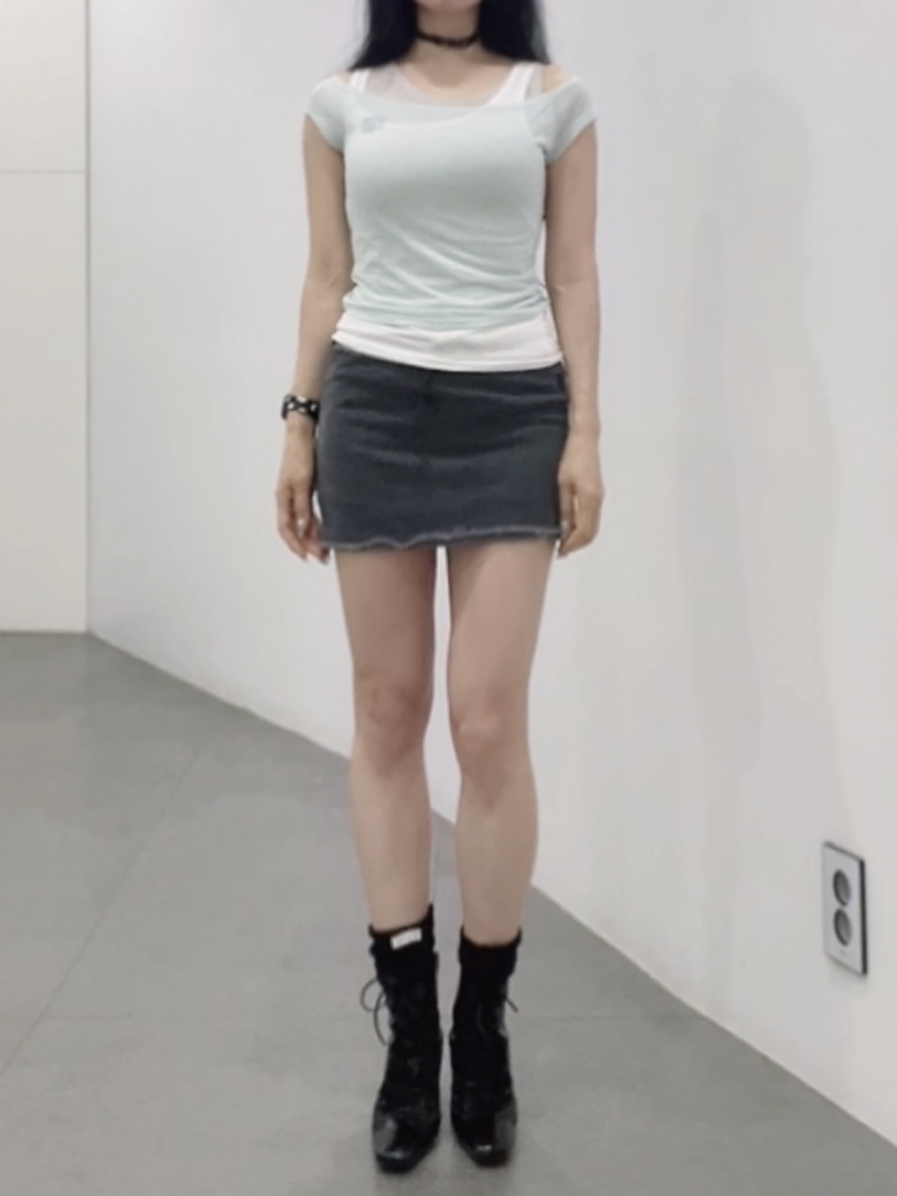 Sculptor Lazy Sleeveless Layered Tee Mint 착용 스타일 - 2