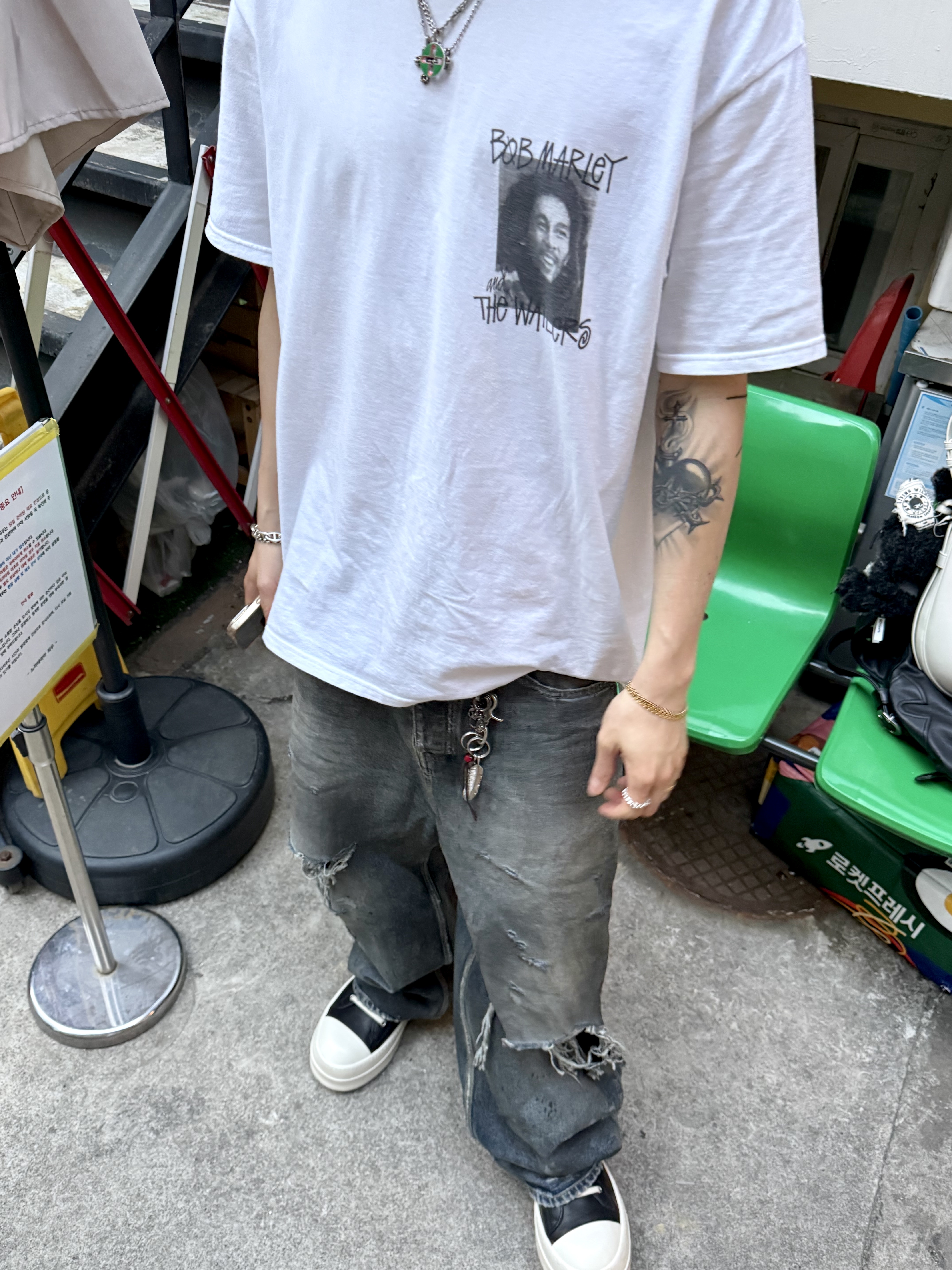 Rick Owens Mega Bumper Sneakers Black Milk, Balenciaga Baggy Pants Light Blue 착용 스타일 - 8