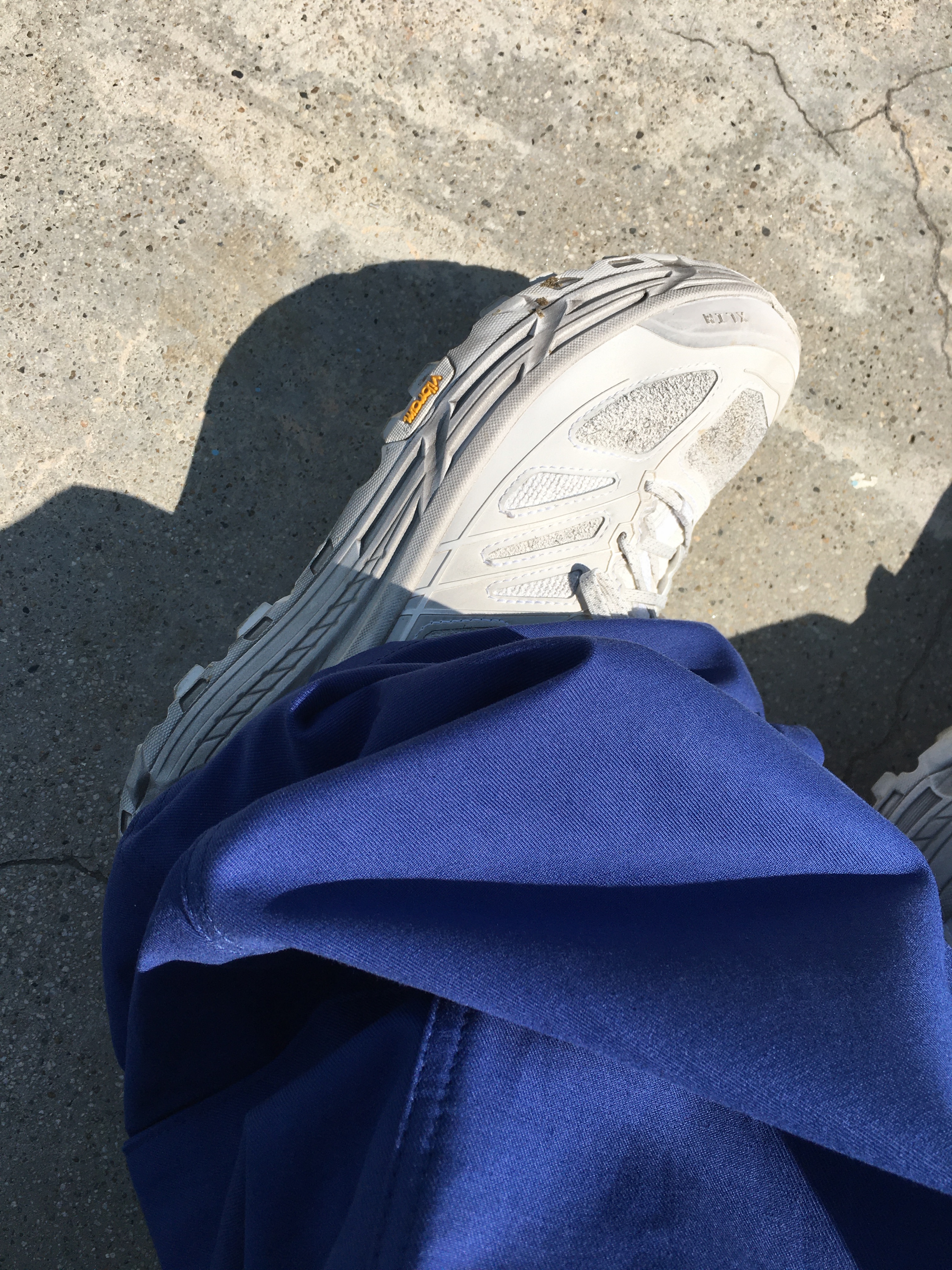 MJD Oversized Drippy Shirt Blue, Hoka x Xlim Mafate Speed 2 TS Grey Foam 착용 스타일 - 5