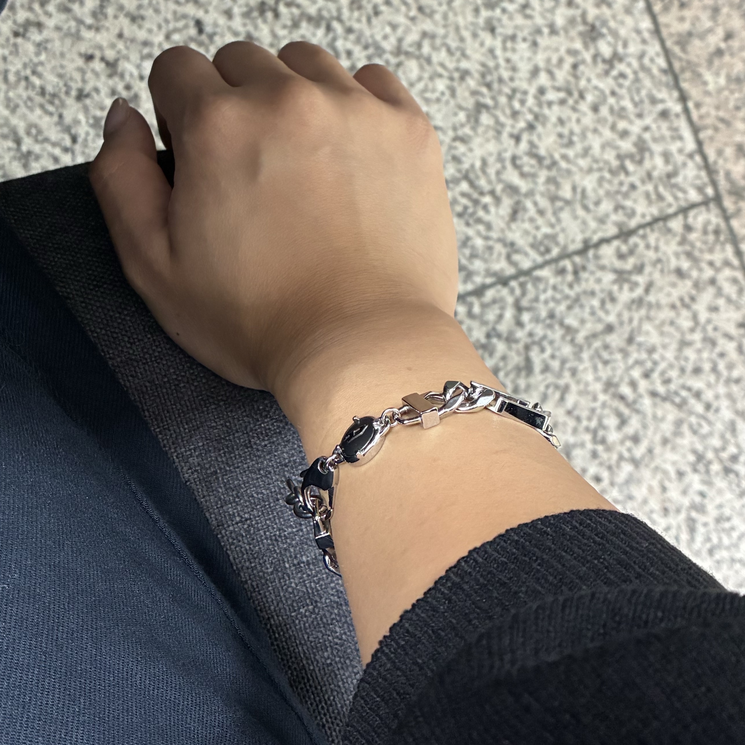 Diesel Dx1351 Stainless Steel Chain Bracelet Silver 착용 스타일 - 2