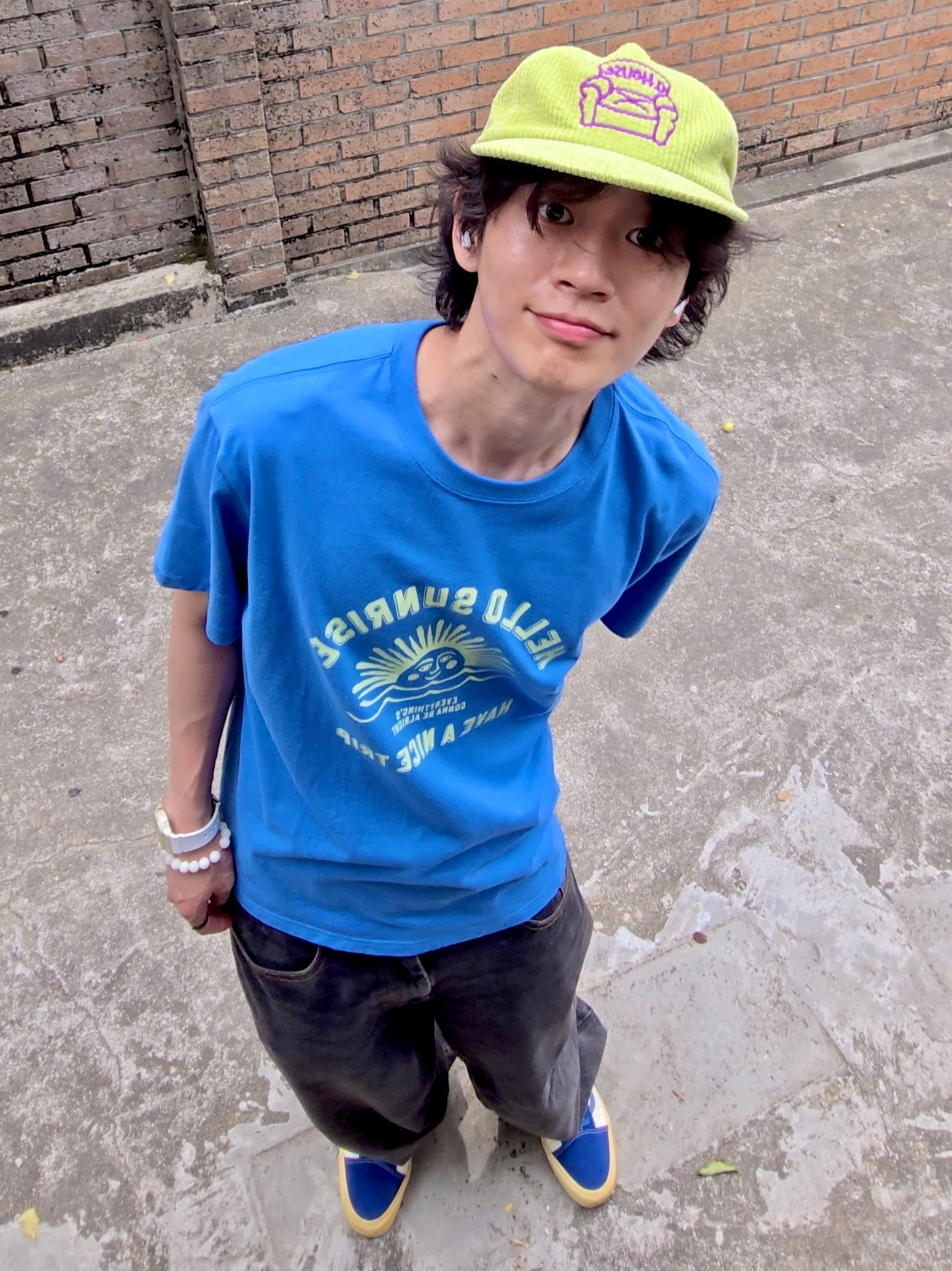 Hello Sunrise VTG Arch Logo Tee Blue, Vans Old Skool Split VR3 LX Vintage Blue 착용 스타일 - 2