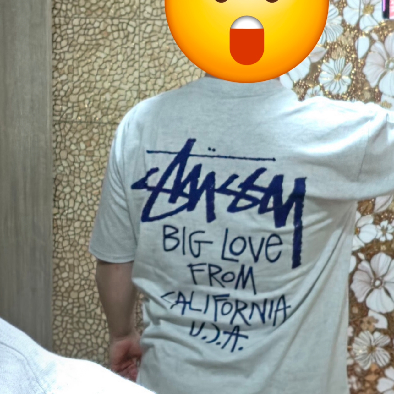 Stussy Big Love T-Shirt Ash Heather 착용 스타일