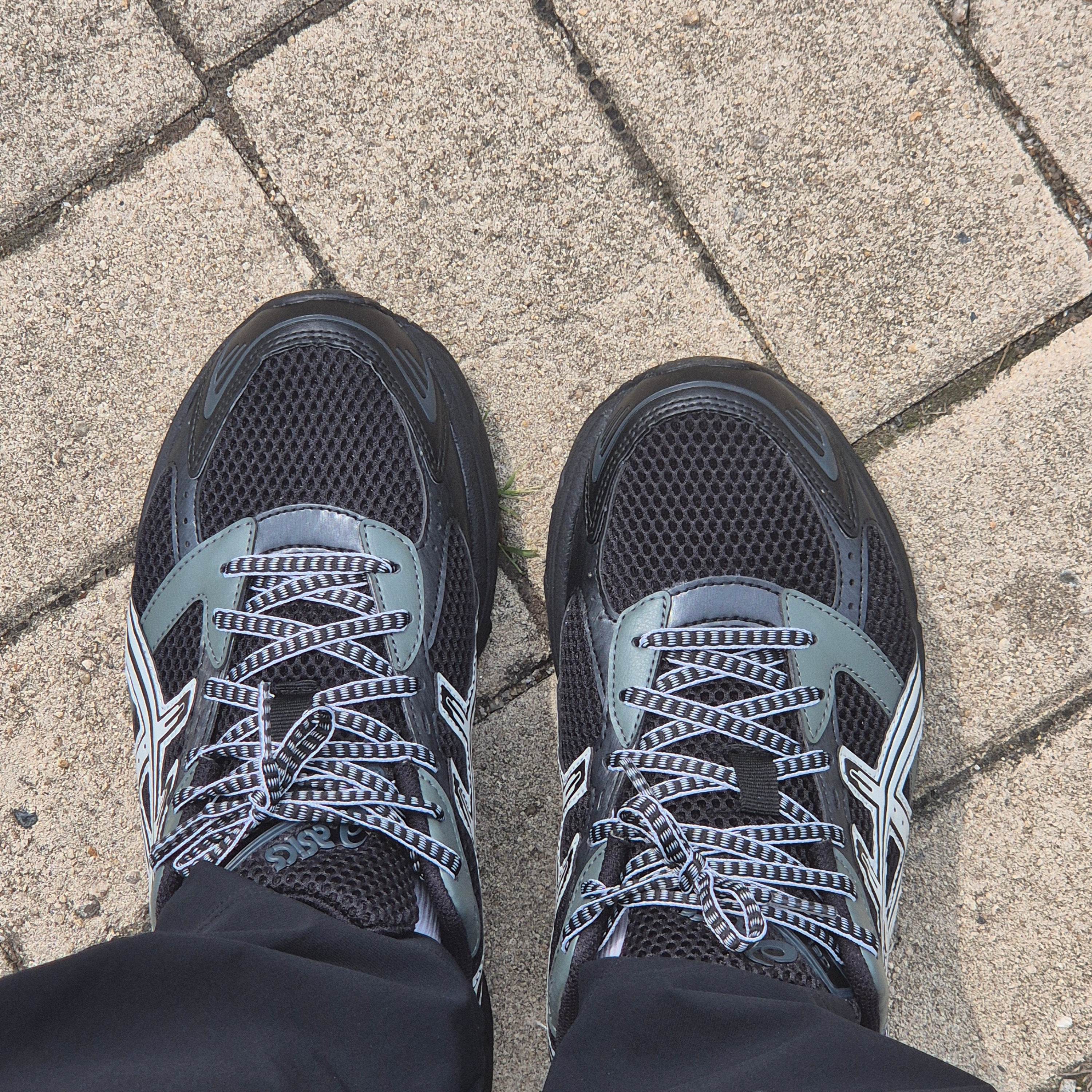 Asics Gel-1130 Black Glacier Grey - Folder Exclusive 착용 스타일