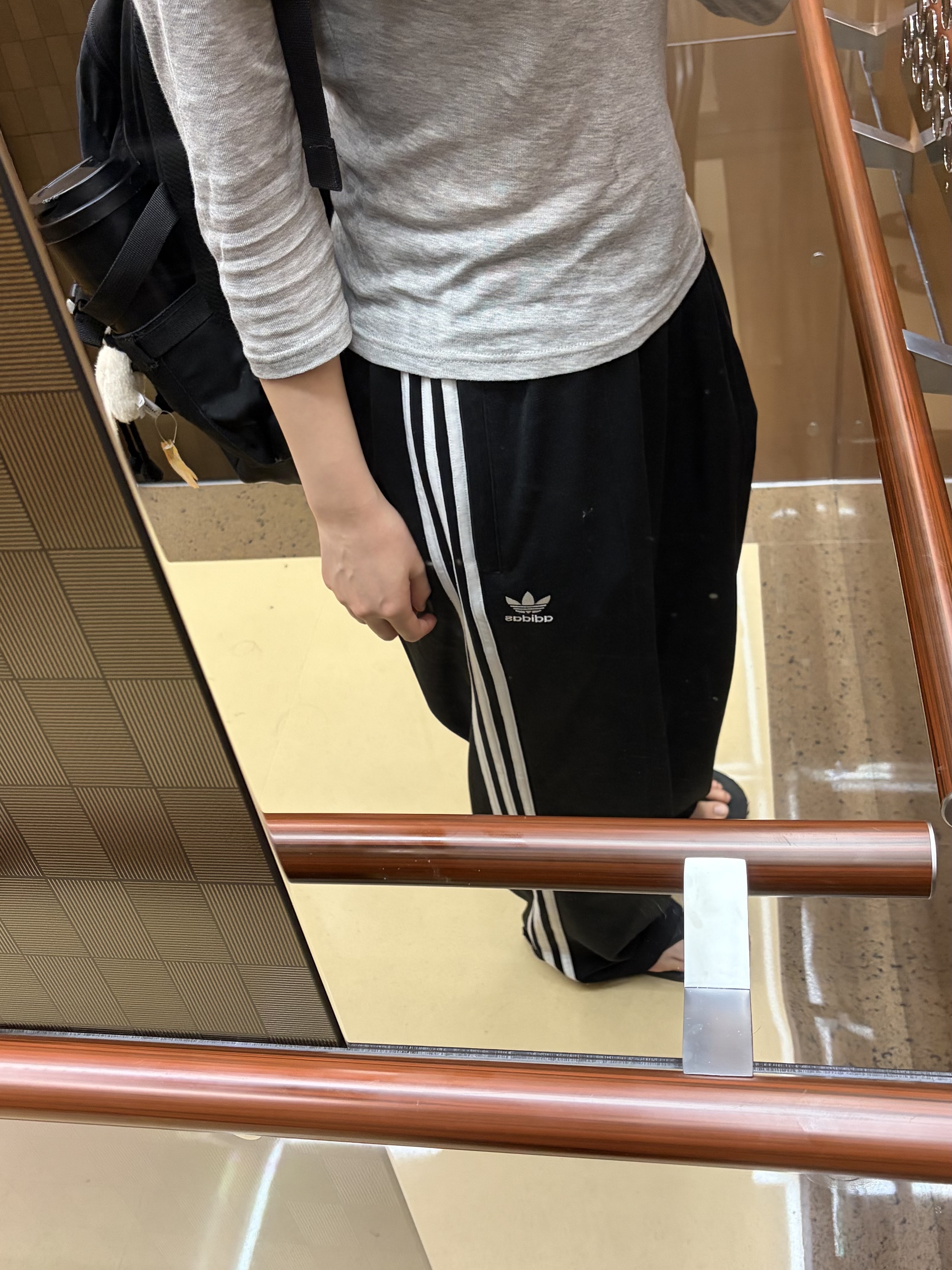 Adidas Adicolor Baggy Fit Firebird Track Pants Black - KR Sizing 착용 스타일