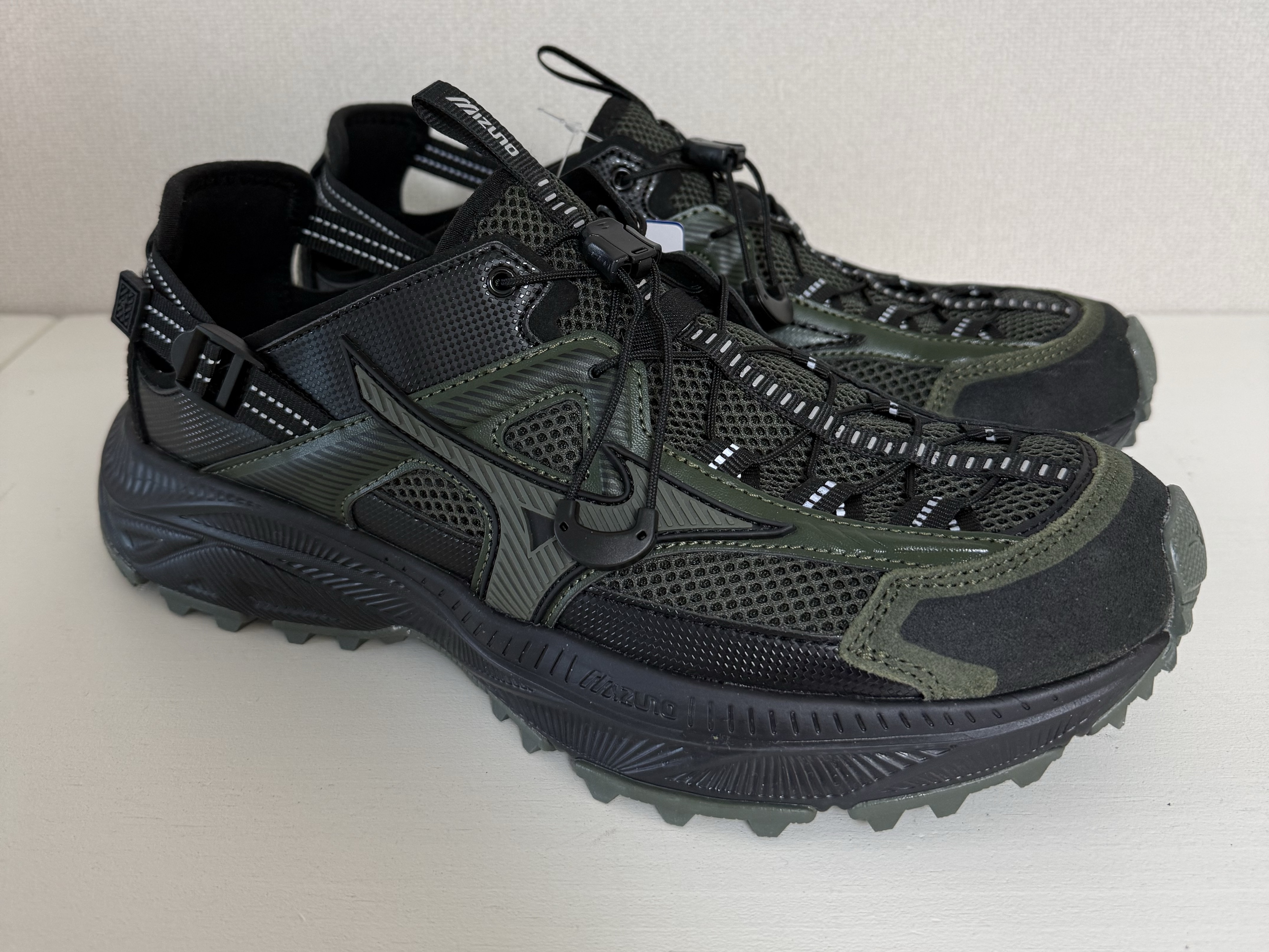 Mizuno Apex Trail Khaki 착용 스타일 - 1
