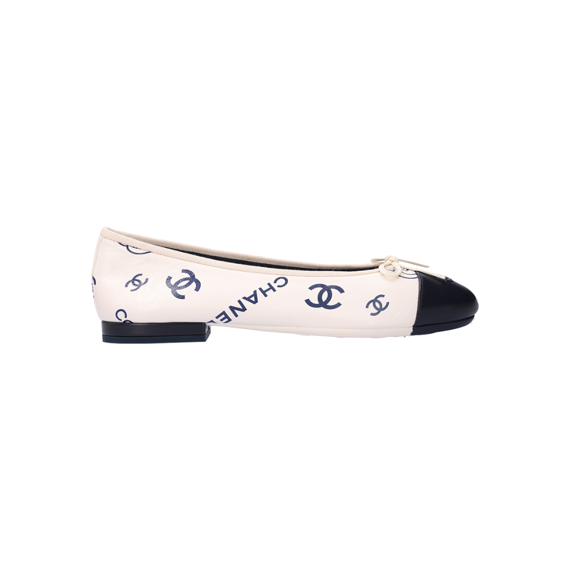 샤넬 G39808 플랫 슈즈 화이트&네이비 38(Chanel G39808 White & Navy Flats)