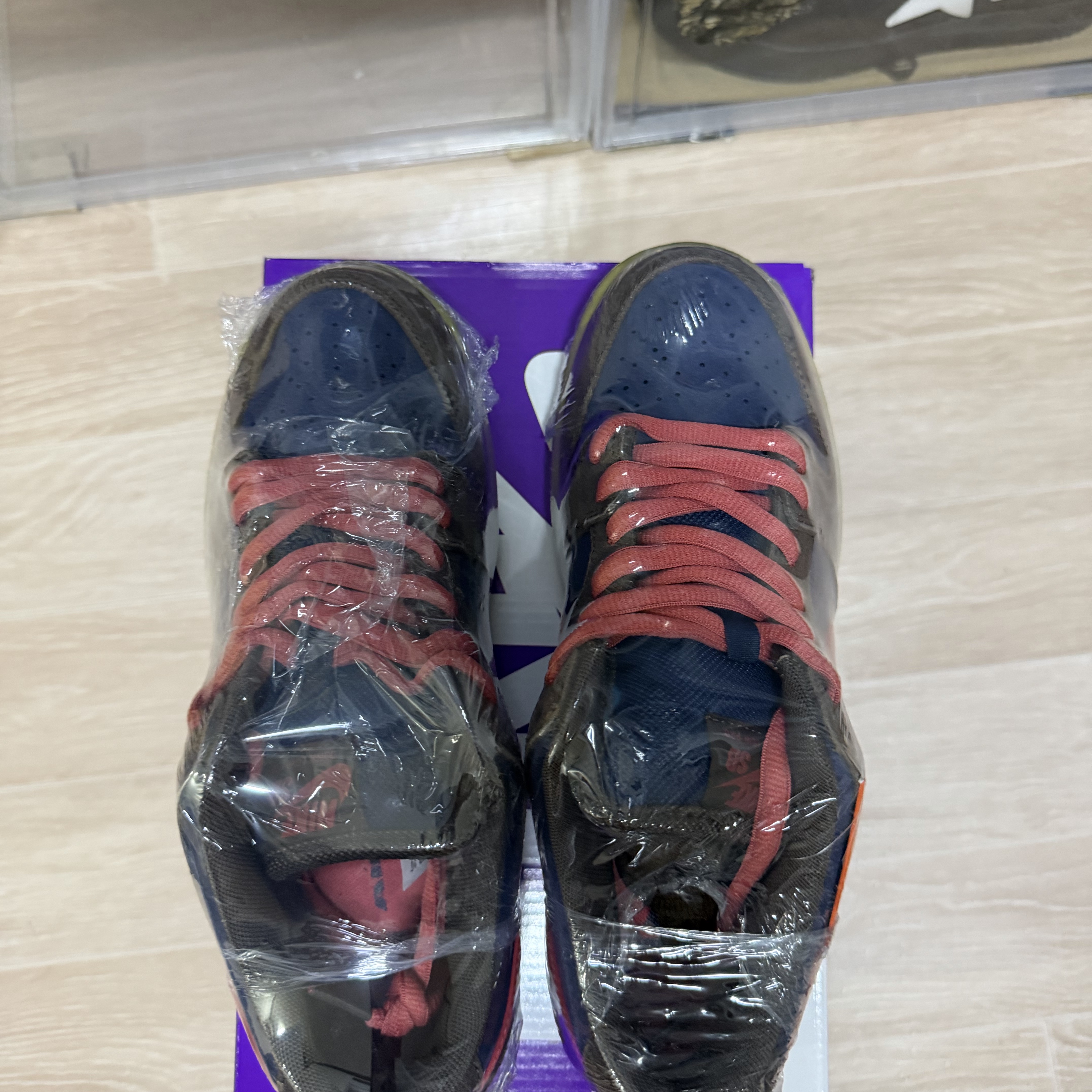 Nike SB Dunk Low Baroque Brown and Midnight Navy 착용 스타일 - 2