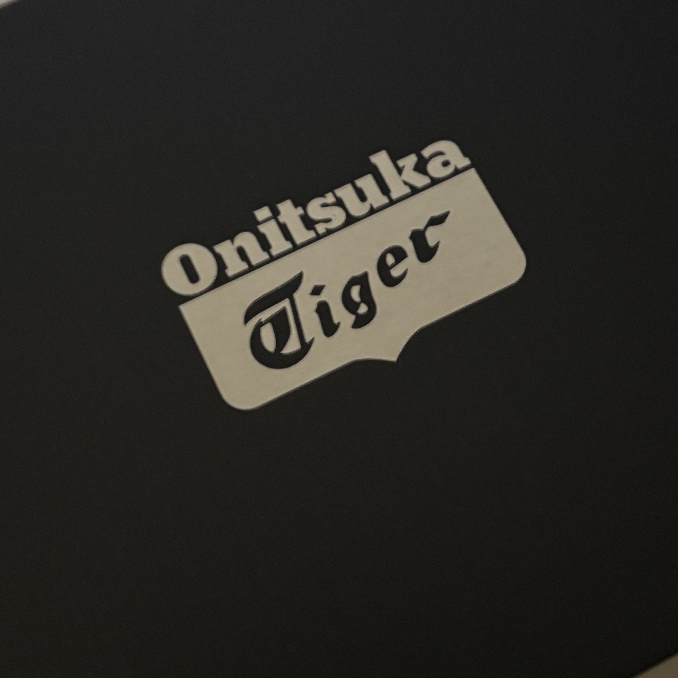 Onitsuka Tiger Advanti Cream White Black 착용 스타일