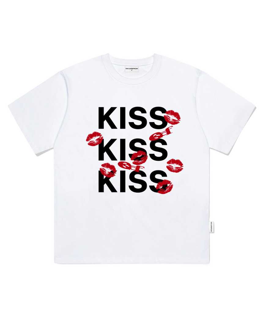 E261OTS174WH Escapefrom Kiss Kiss Kiss Print Oversized T-Shirt White