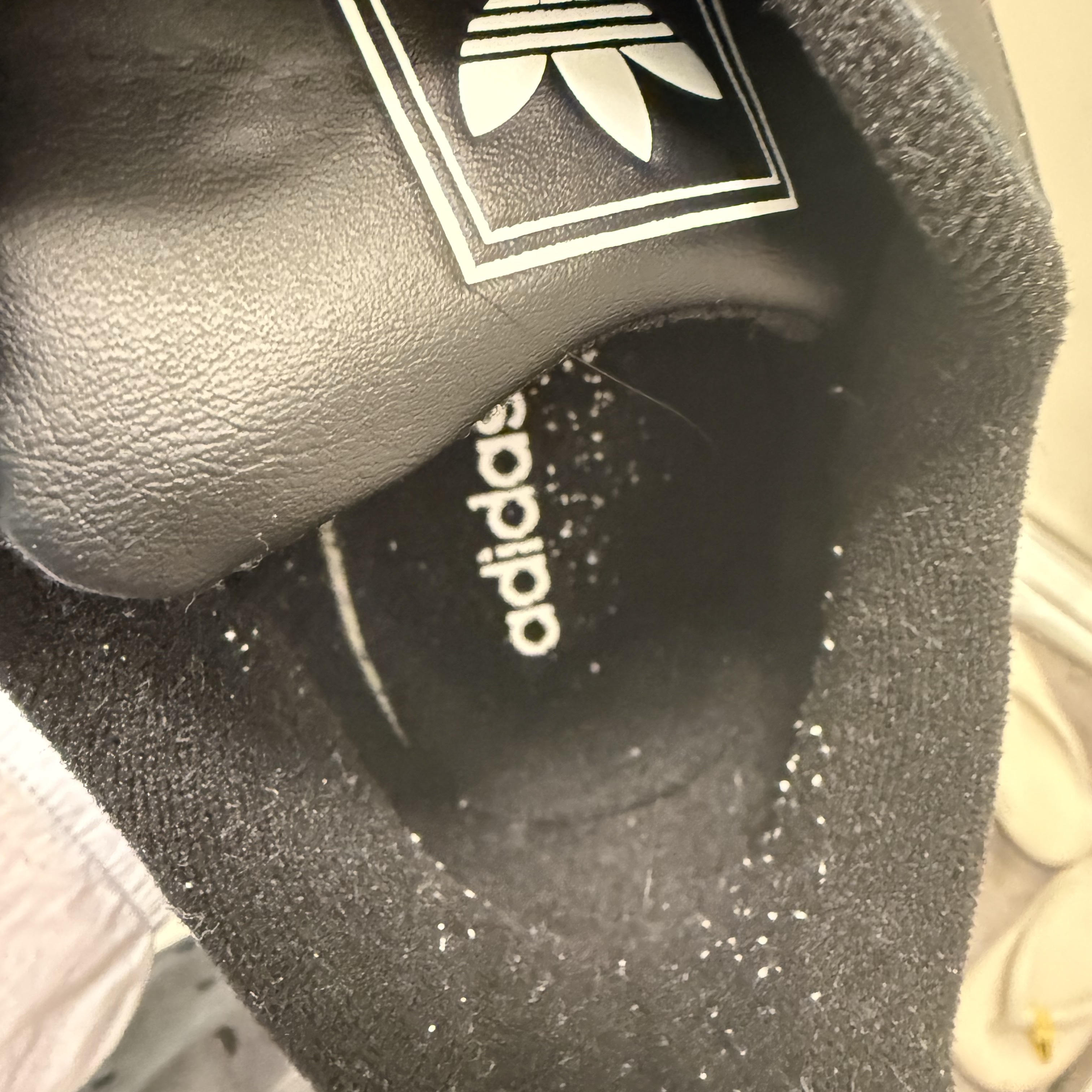 Adidas Superstar II Core Black Cloud White 착용 스타일