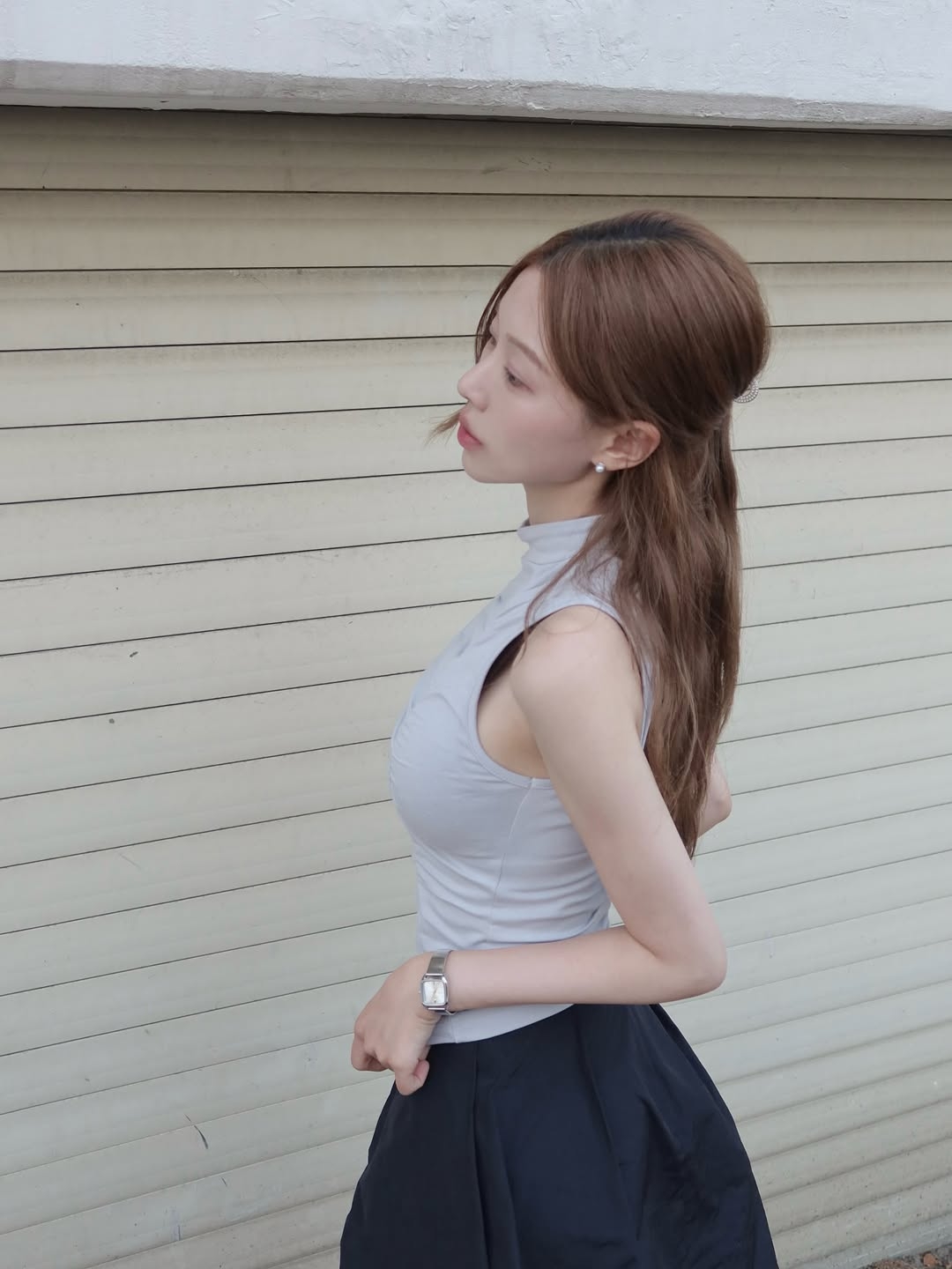 VOONT Shirring High Neck Sleeveless (SKY BLUE) 착용 스타일 - 5