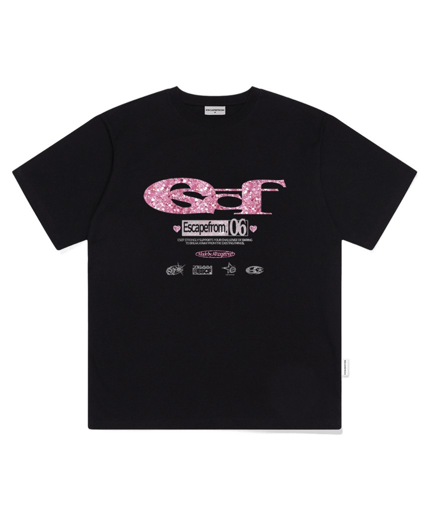 이스케이프프롬 글리터 ESCF 로고콜라주 프린트 오버핏 반팔티 블랙(Escapefrom Glitter ESCF Logo Collage Print Oversized T-Shirt Black) - 1