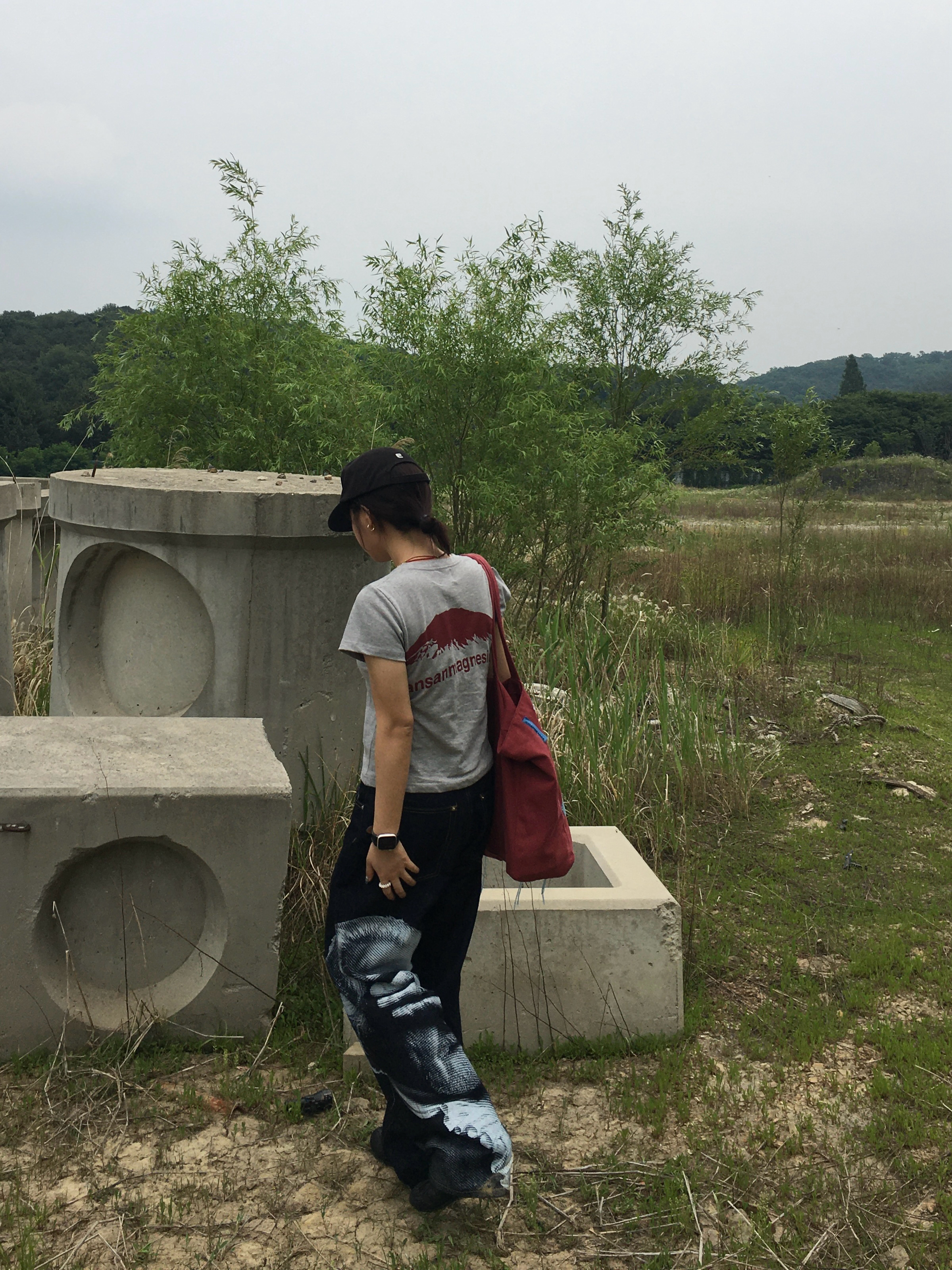 Romantic Move Bowler Sneakers Washing Black 착용 스타일 - 5