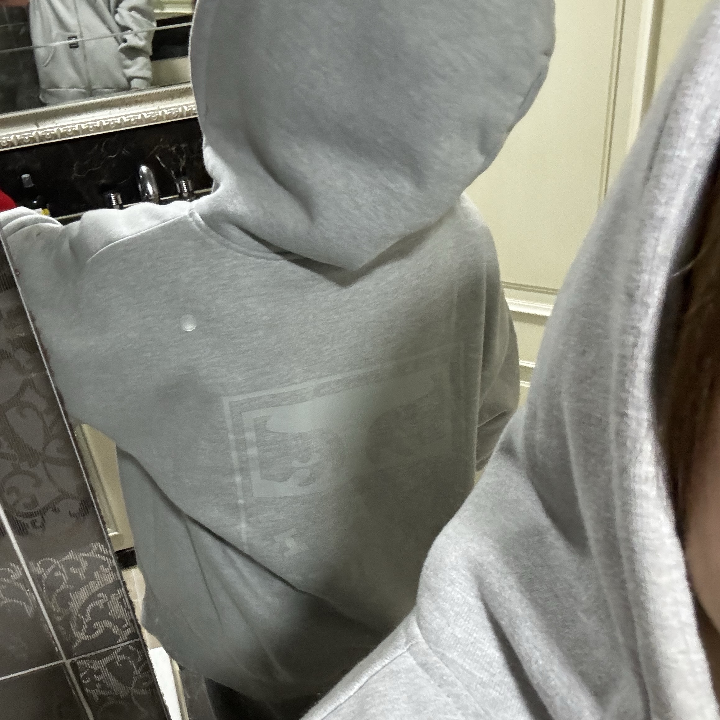 IAB Studio x Obey Icon Extra Heavy Zip Hoodie Grey Heather 착용 스타일