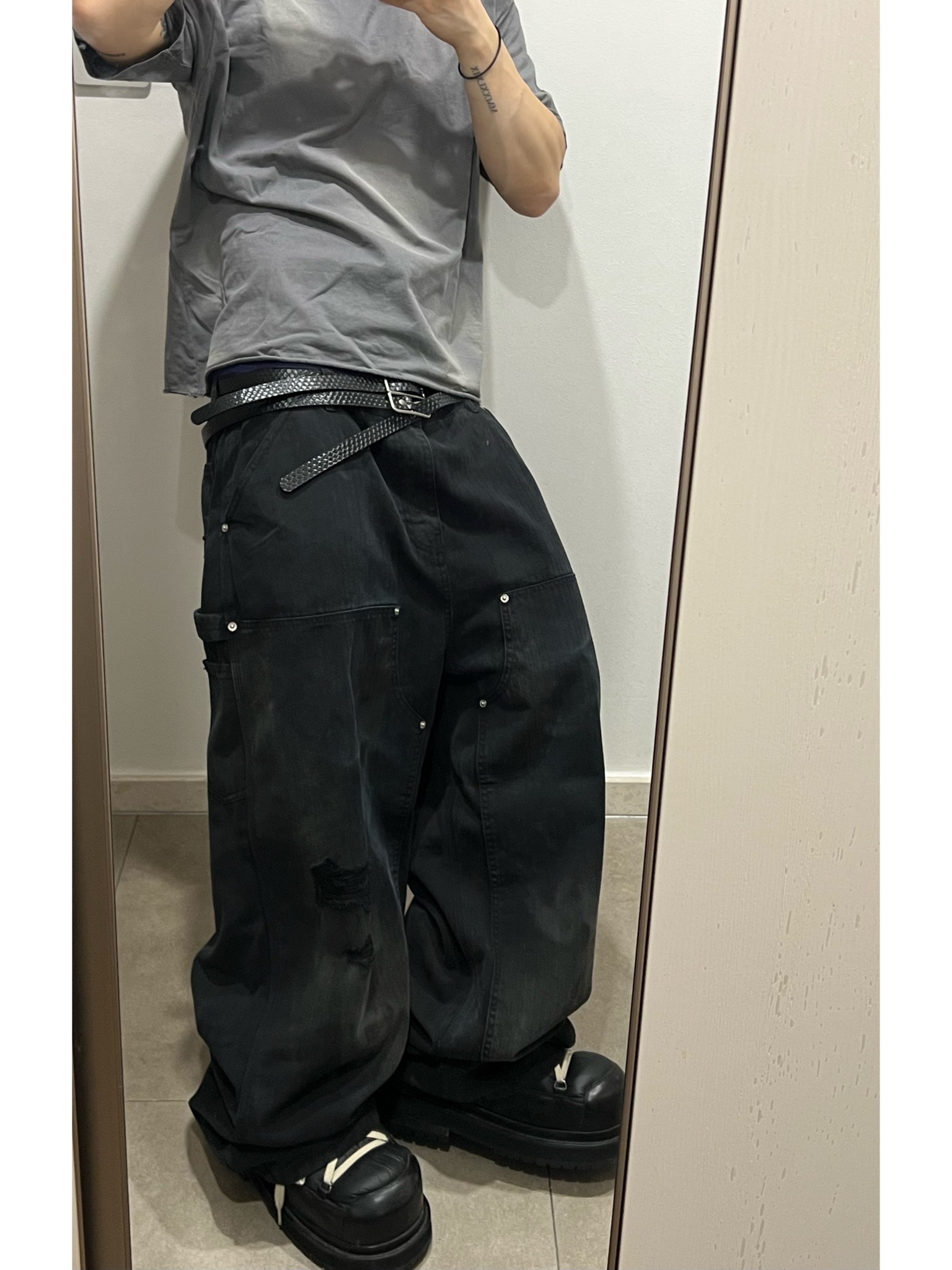 Epr. Layer Double Strap Belt, Kamien 247 All day Baggy Pants Light Beige 착용 스타일 - 4