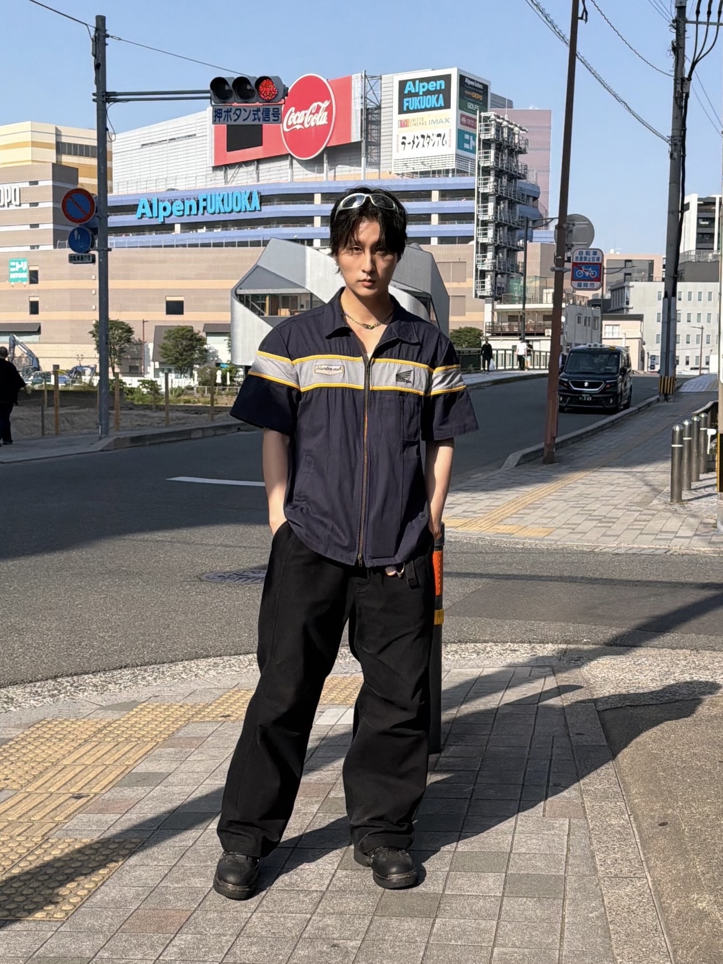 BLUE ELEPHANT Alexis Silver, Honda Half Sleeve Zip Up Shirt Navy 착용 스타일 - 3
