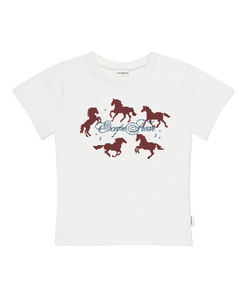 E261STS115IV Escapefrom Around Horse Print Slim Fit T-Shirt Ivory