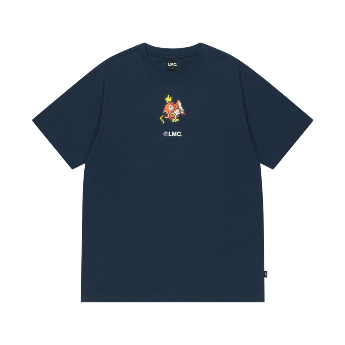 엘엠씨 x 포켓몬 픽셀 아트 도트 아이즈 클럽 티셔츠 네이비(LMC x Pokemon Pixel Art Dot Eyes Club T-Shirt Navy)