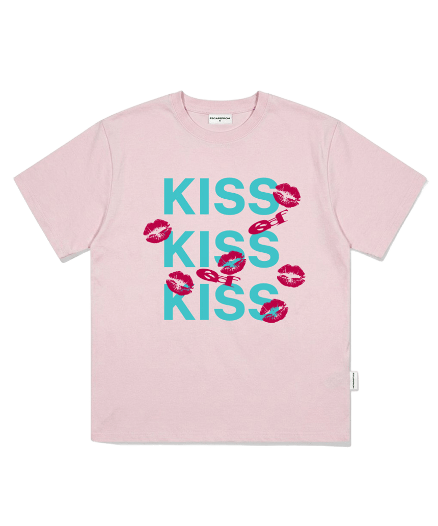 E261OTS179PN Escapefrom Kiss Kiss Kiss Print Oversized T-Shirt Pink