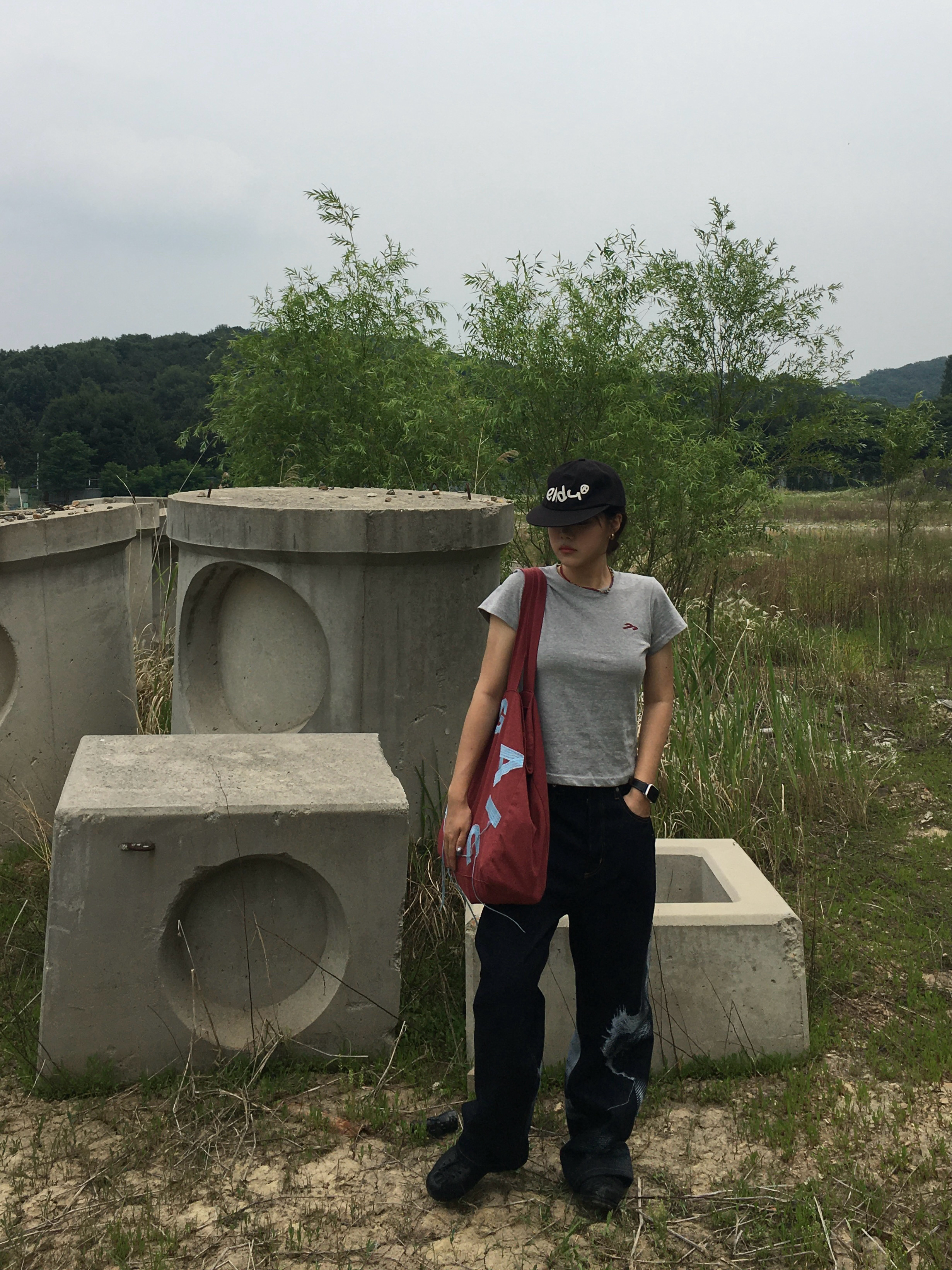 Romantic Move Bowler Sneakers Washing Black 착용 스타일 - 7
