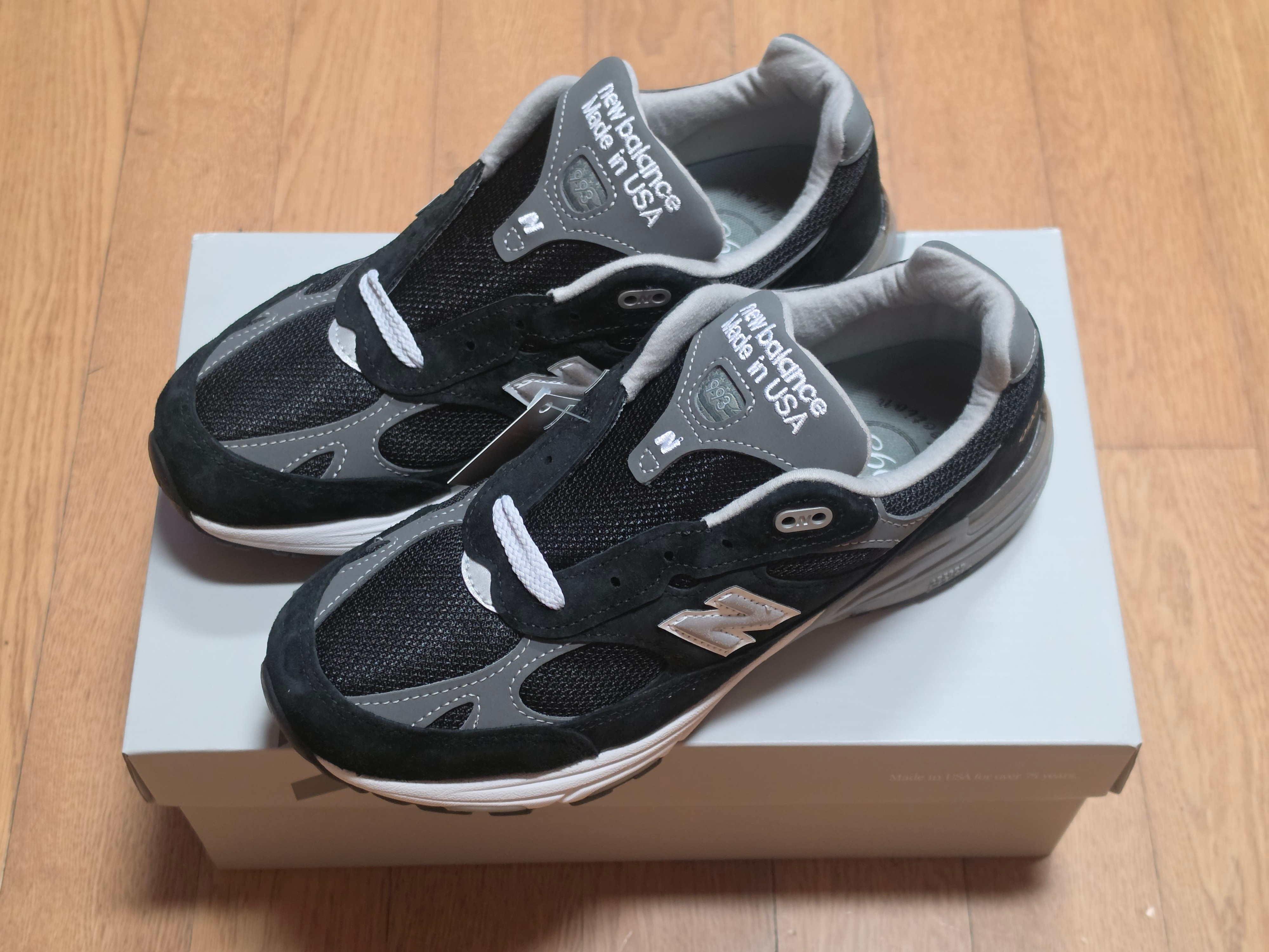 (W) New Balance 993 Made in USA Black - B Standard 착용 스타일 - 2