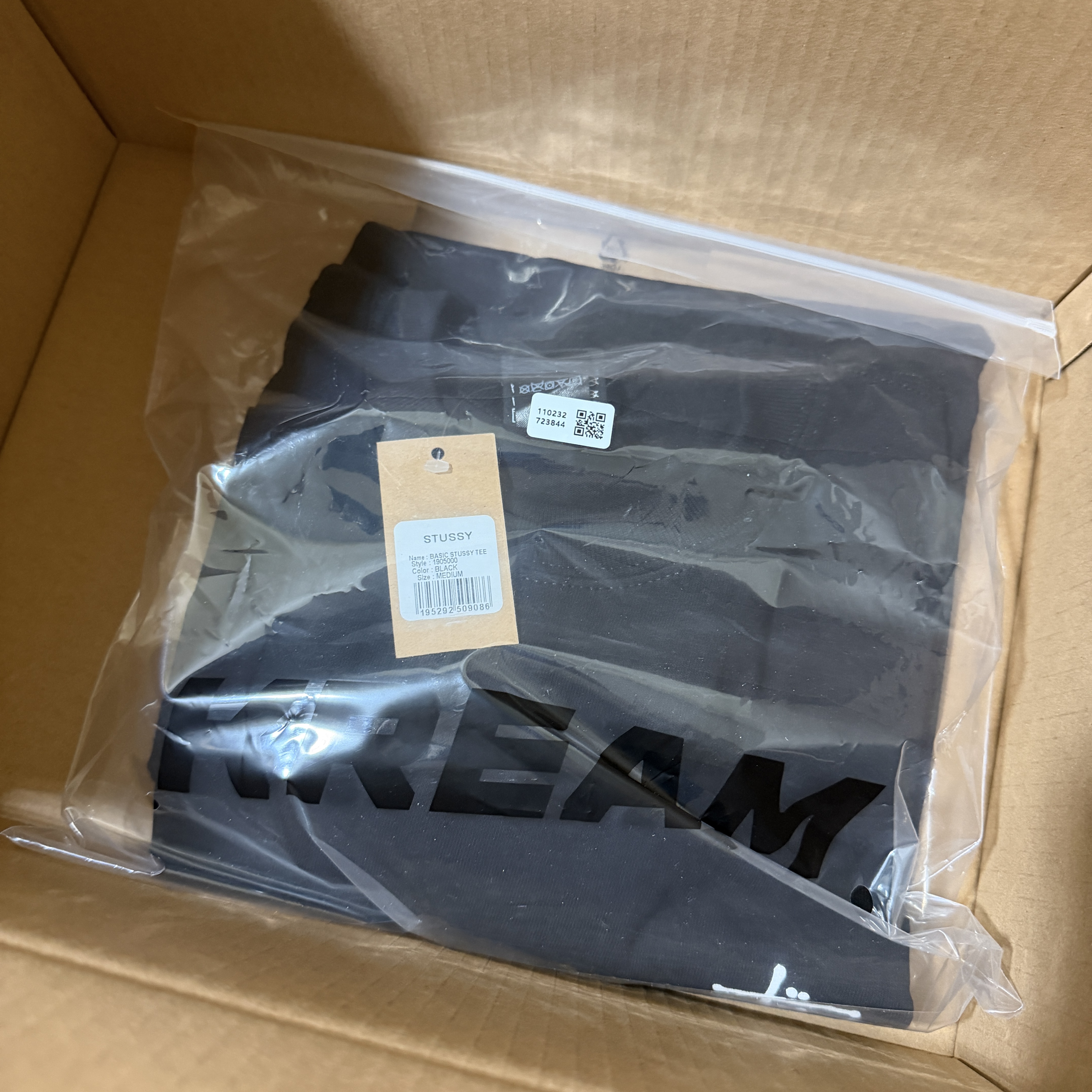 Stussy Basic Stussy T-Shirt Black 2024, 2025 착용 스타일 - 1