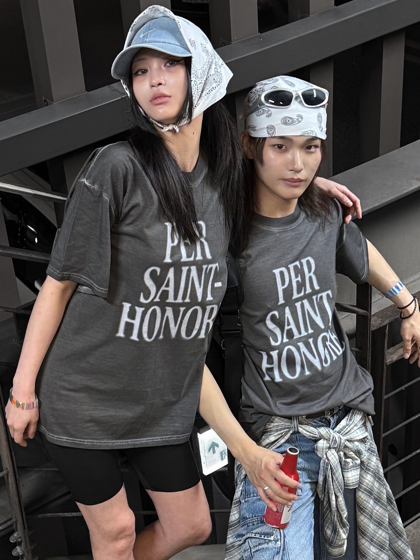 Permanent Archive Saint Honoré Washed Short Sleeve T-Shirt (Charcoal) 착용 스타일