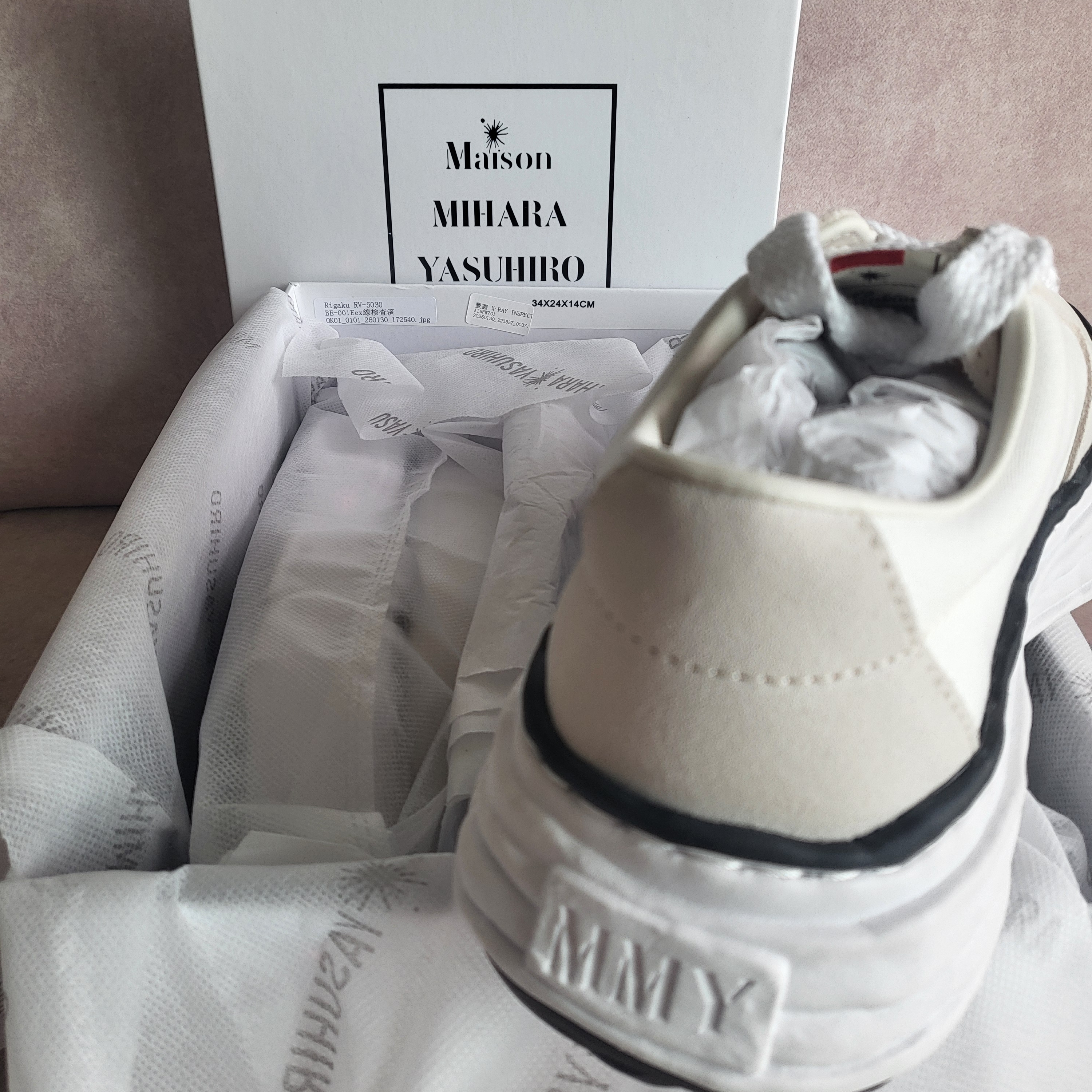 Mihara Yasuhiro Eric OG Sole Mix Material Low-Top Sneaker White 착용 스타일 - 2