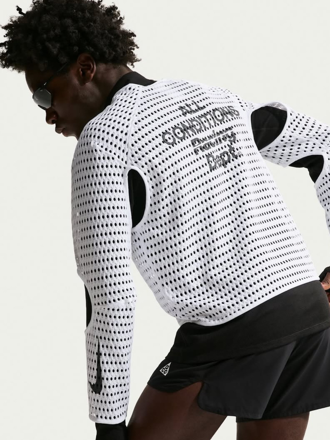 Nike ACG Radical Airflow NXT White Anthracite - Asia, Nike ACG Radical Airflow NXT White - US/EU 착용 스타일 - 4