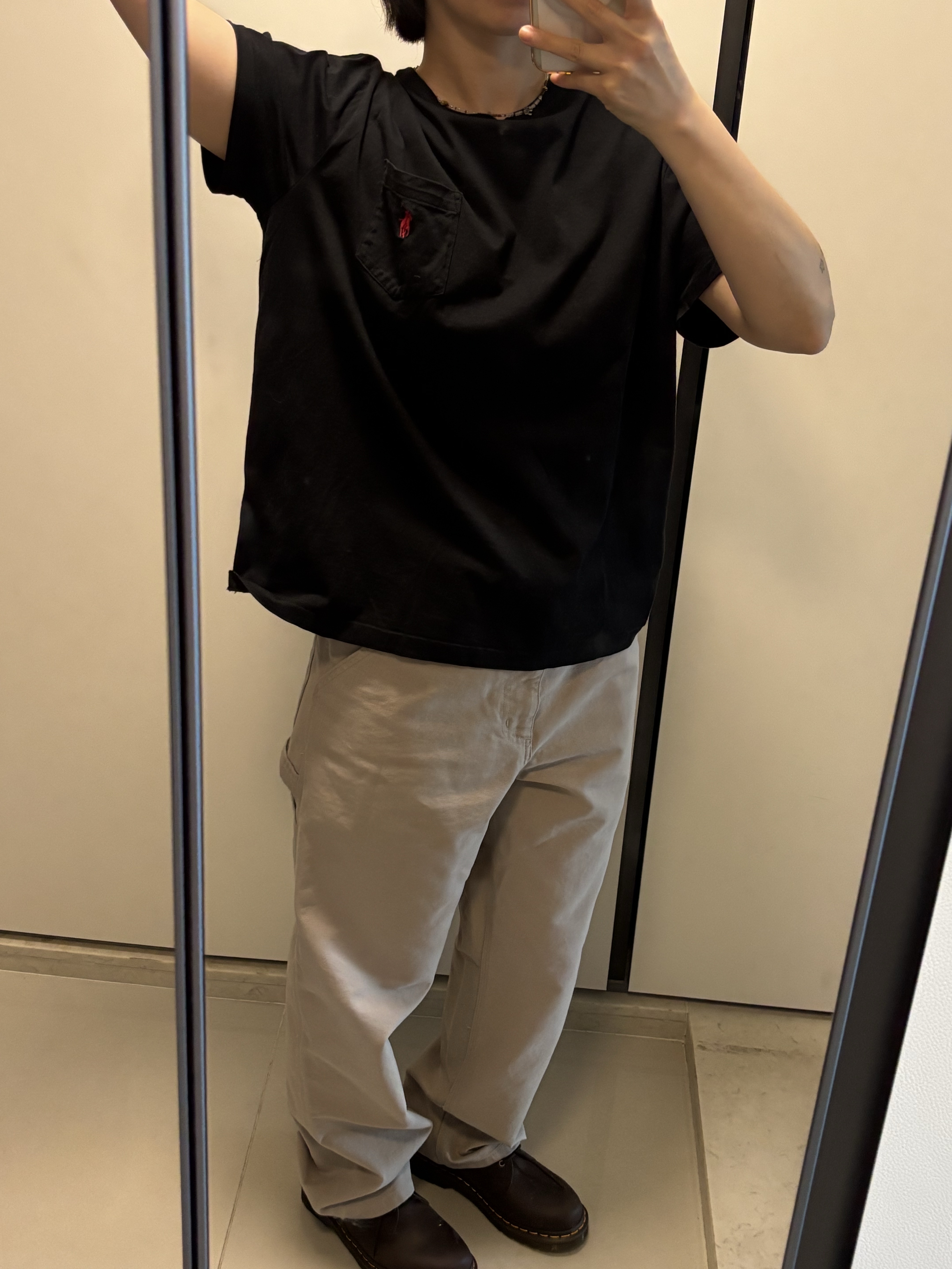 Carhartt WIP Single Knee Pants Dusky Beige, [10%적립] Polo Ralph Lauren Classic Fit Jersey Crewneck T-Shirt RL Black - 26SS 착용 스타일 - 1
