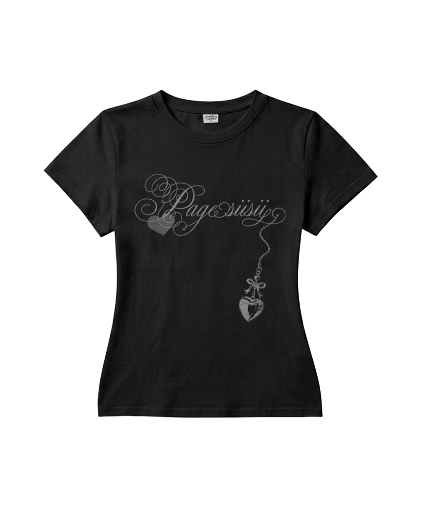 P261STS040BK pagesiisii Heart Charm Lettering Print Slim Fit T-Shirt Black