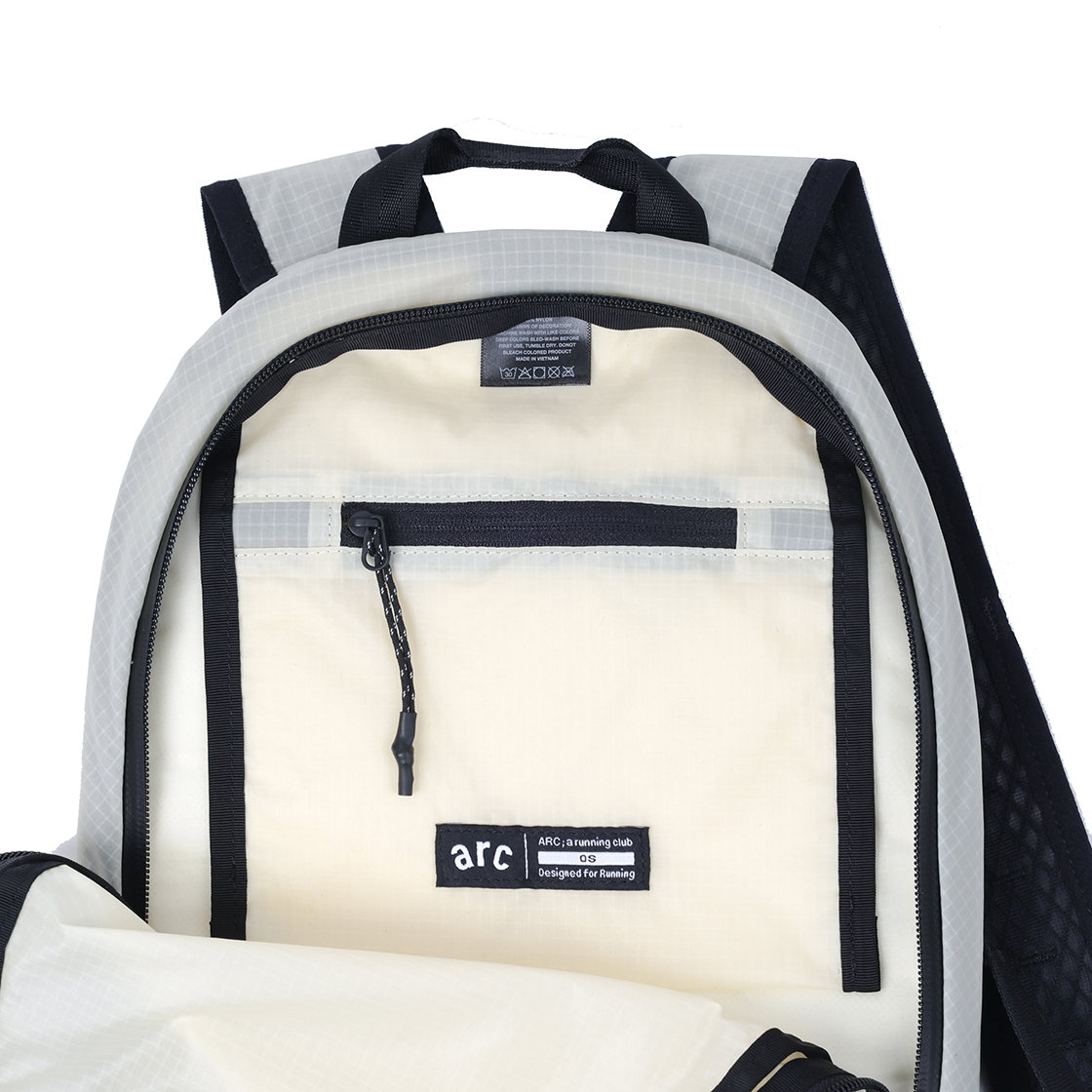 에이알씨 울트라라이트 플랫 백팩 6L 본화이트(ARC UL Flat Backpack 6L Bone White) - 5
